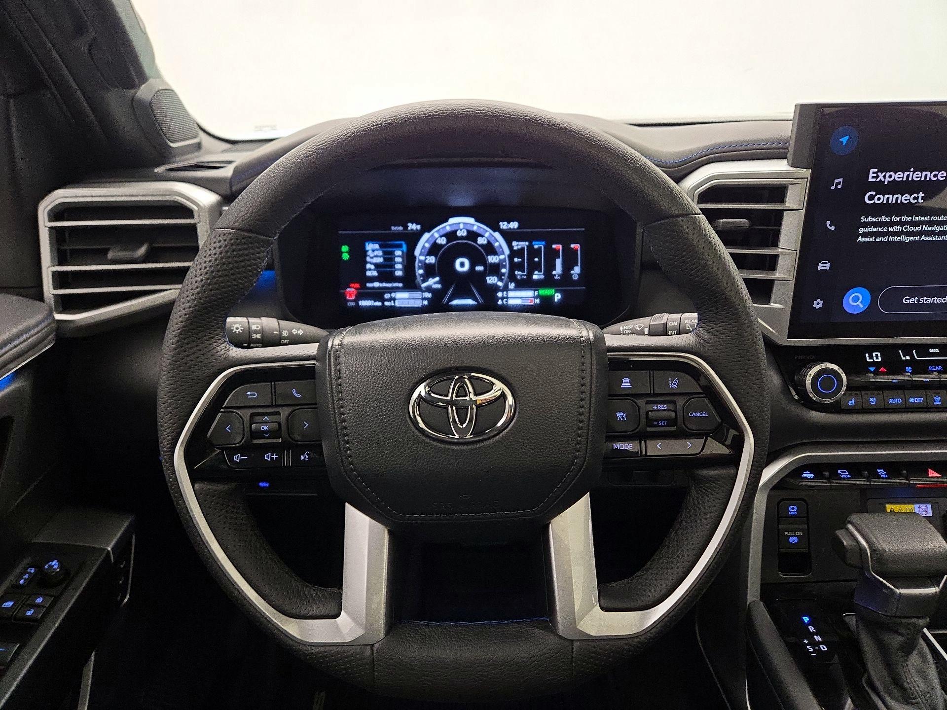 Thumbnail: 2023 Toyota Sequoia - 10