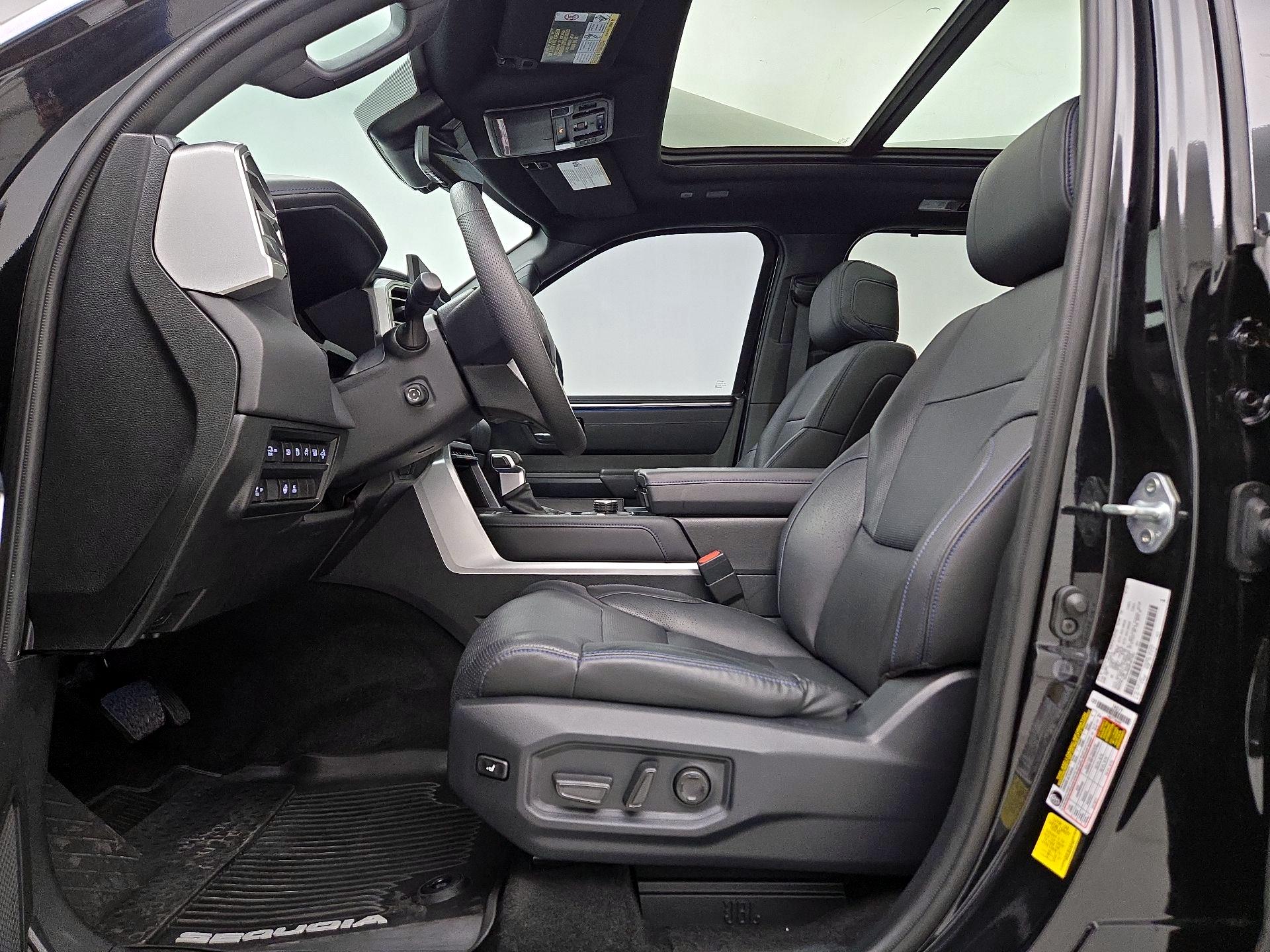 Thumbnail: 2023 Toyota Sequoia - 11