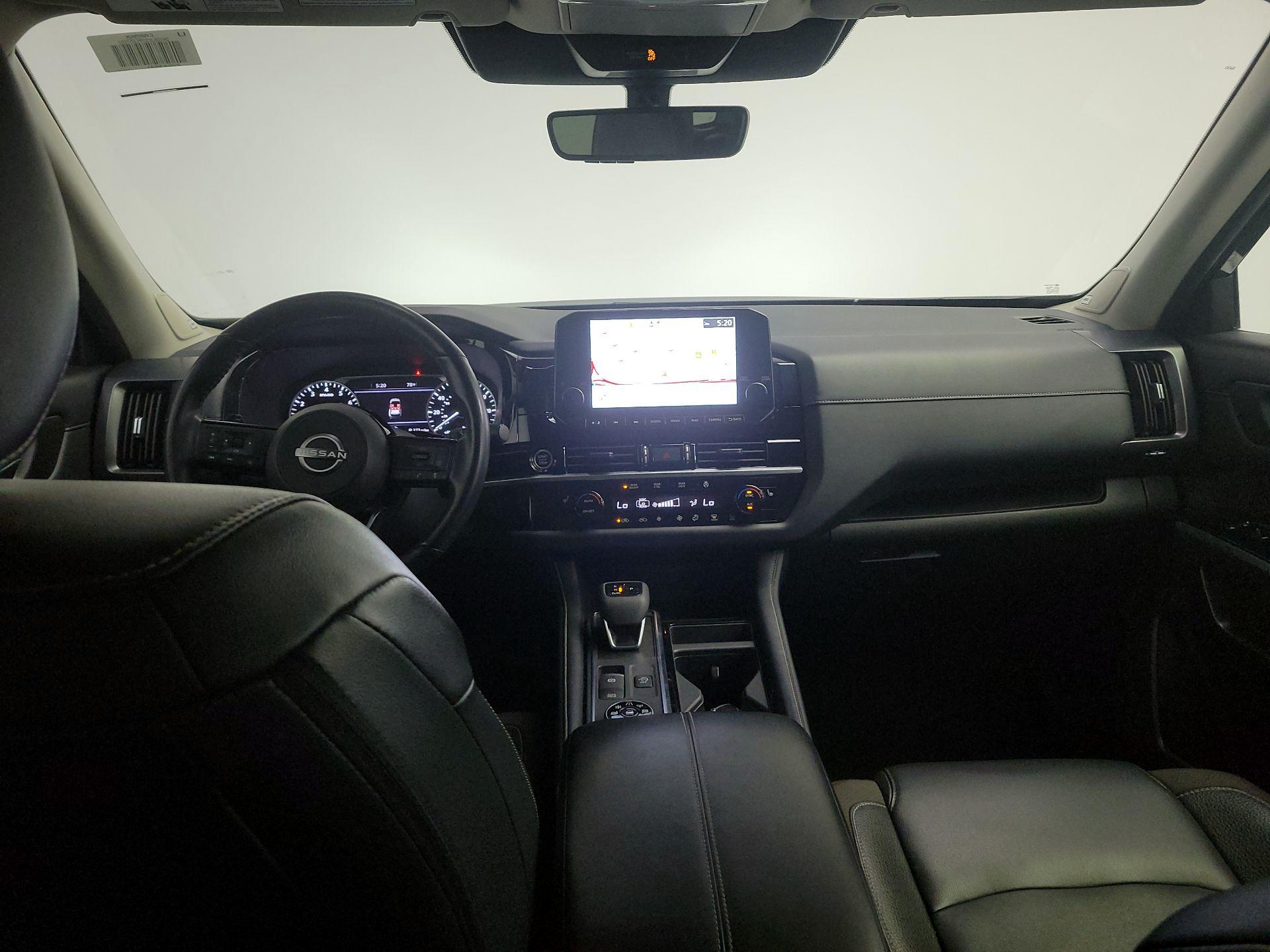 Thumbnail: 2023 Nissan Pathfinder - 9