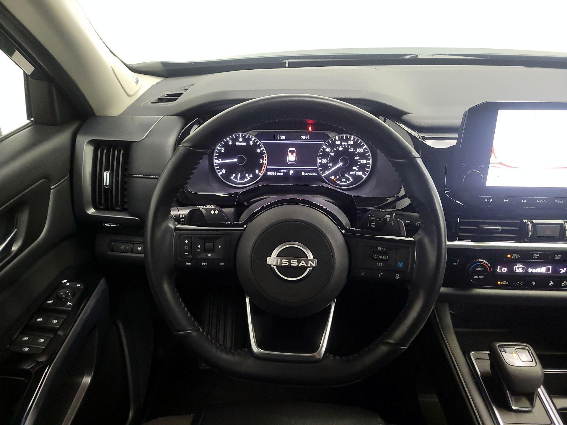 Thumbnail: 2023 Nissan Pathfinder - 10