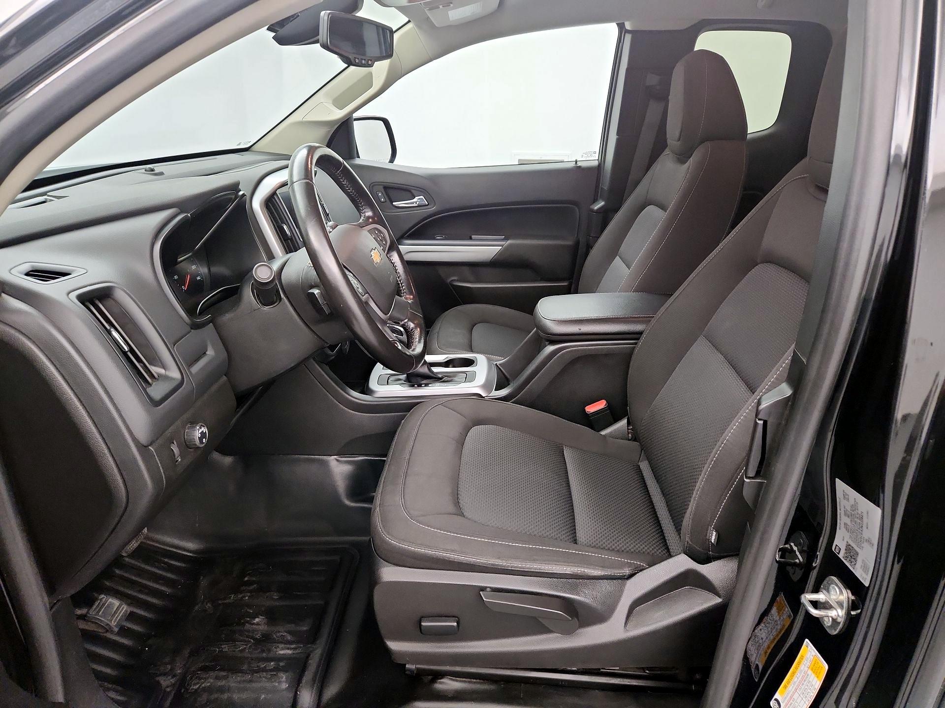 Thumbnail: 2022 Chevrolet Colorado - 11