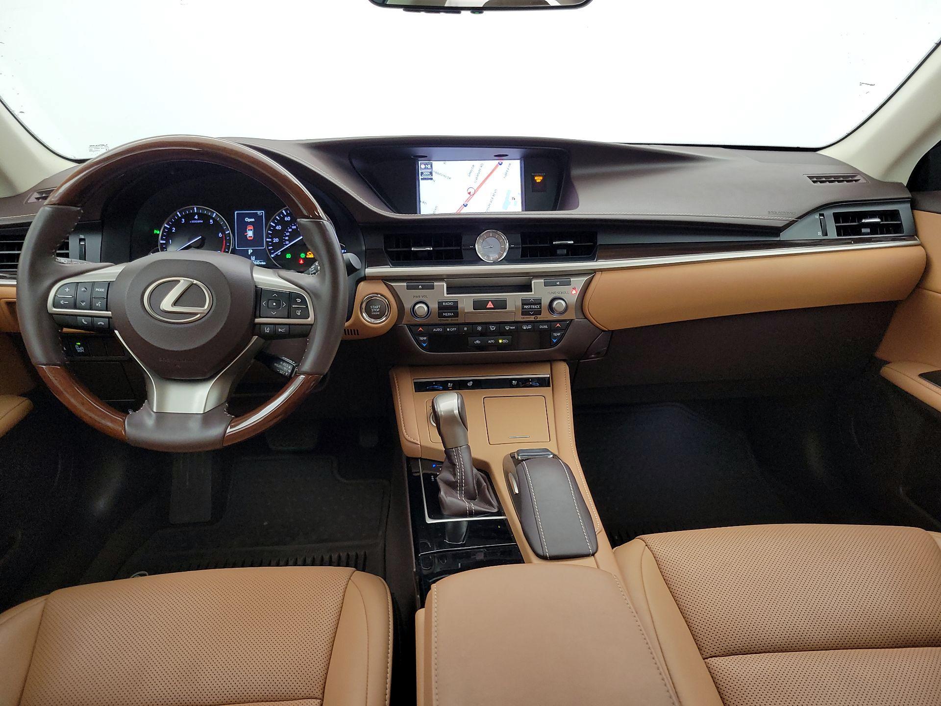 Thumbnail: 2018 Lexus ES - 9