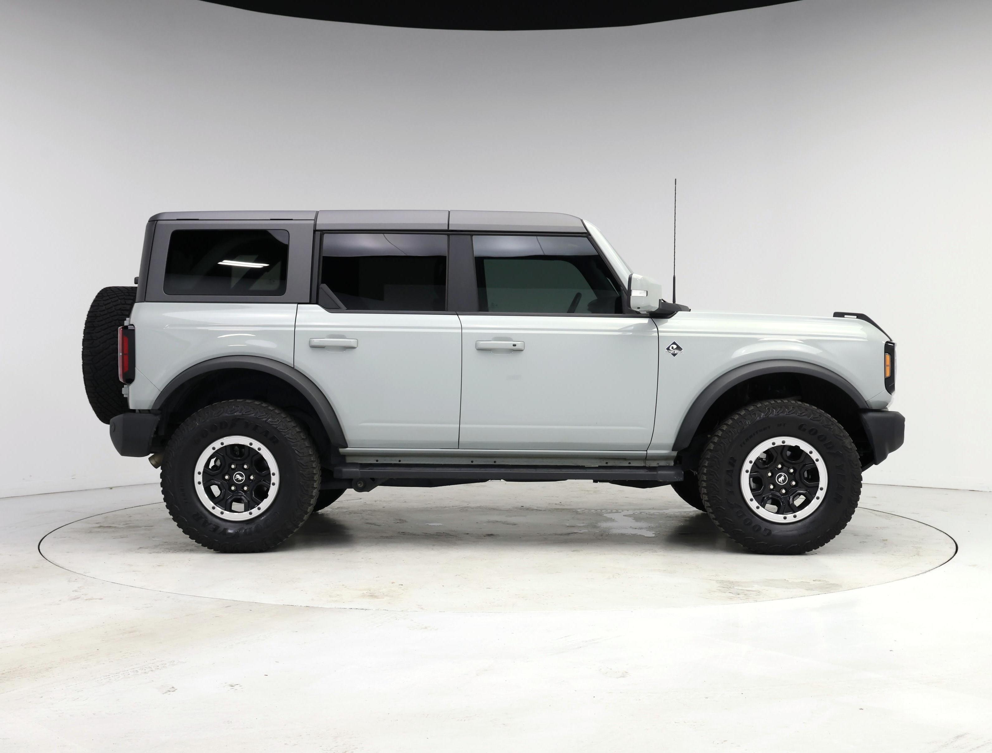 Thumbnail: 2022 Ford Bronco - 7