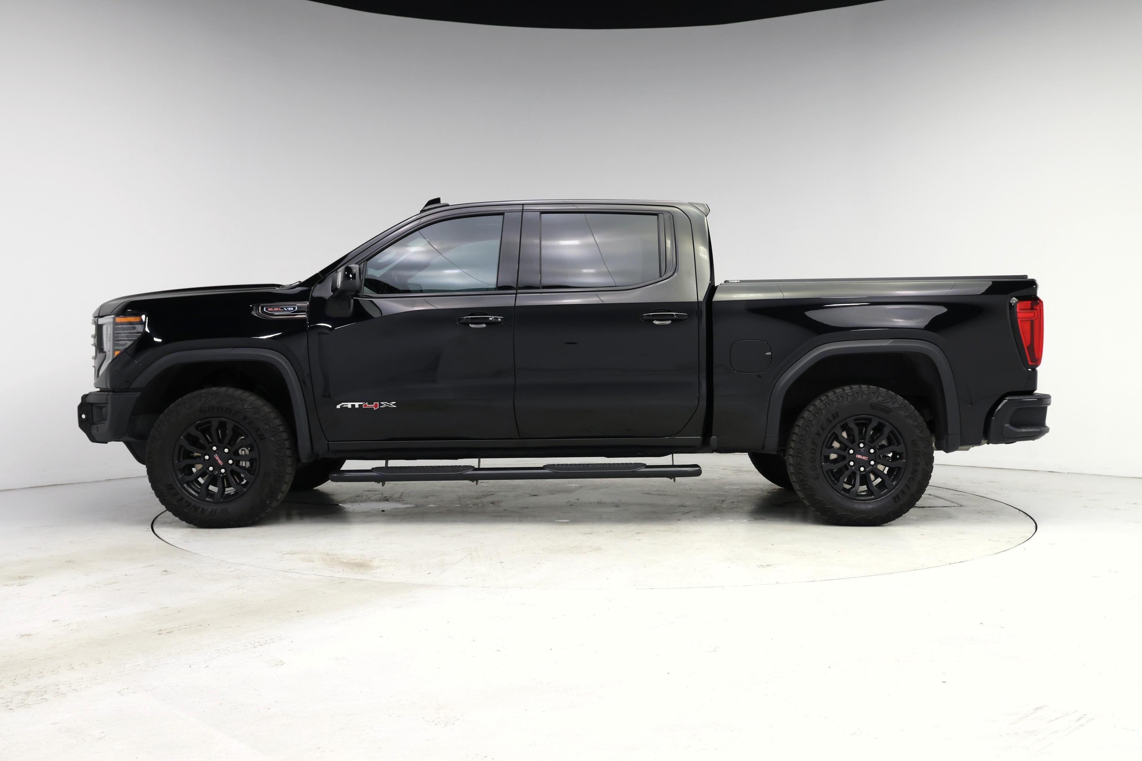 Thumbnail: 2023 GMC Sierra 1500 - 3