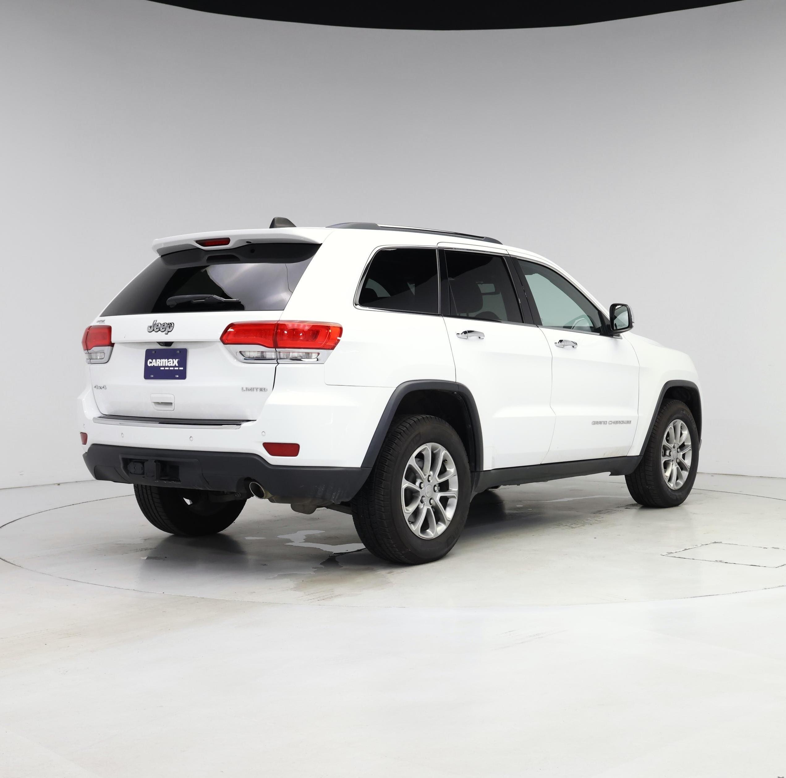 Thumbnail: 2015 Jeep Grand Cherokee - 8
