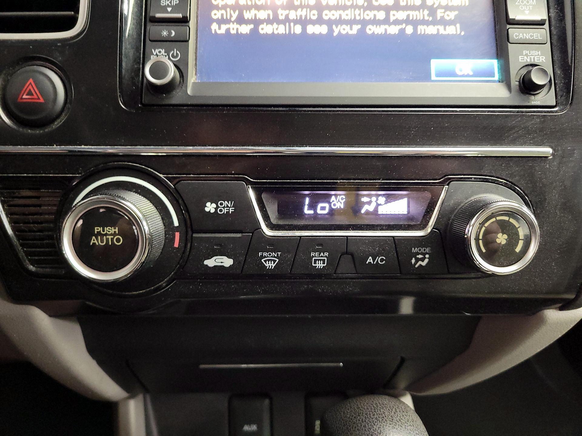 Thumbnail: 2013 Honda Civic - 17