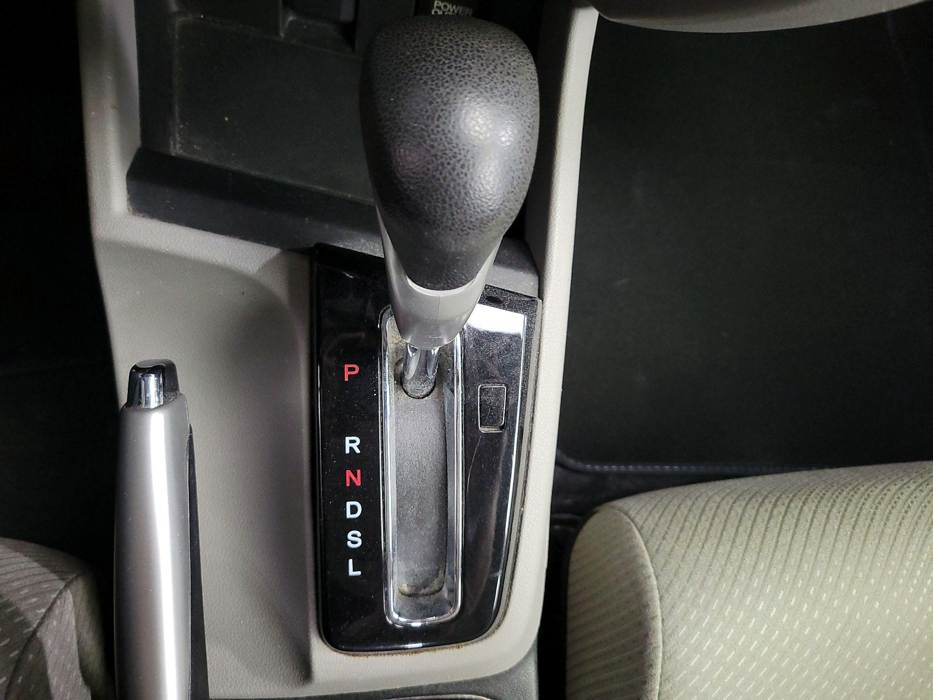 Thumbnail: 2013 Honda Civic - 18