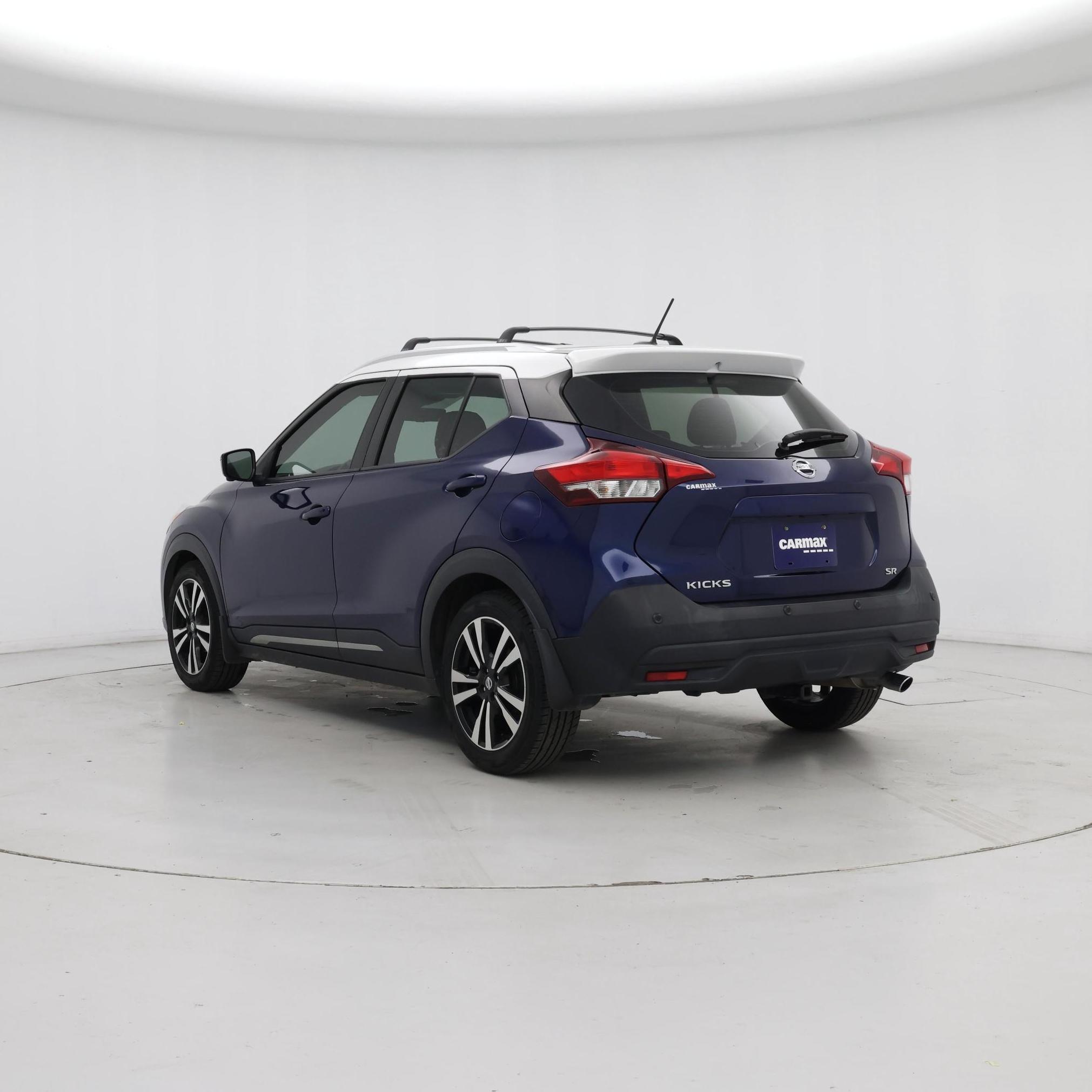 Thumbnail: 2020 Nissan Kicks - 2