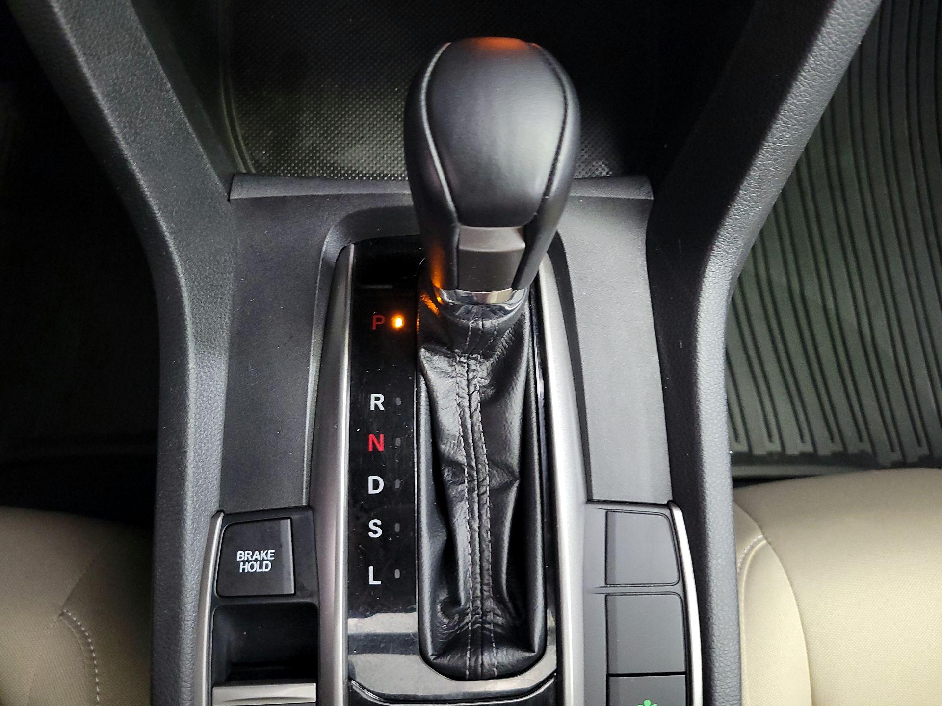 Thumbnail: 2020 Honda Civic - 17