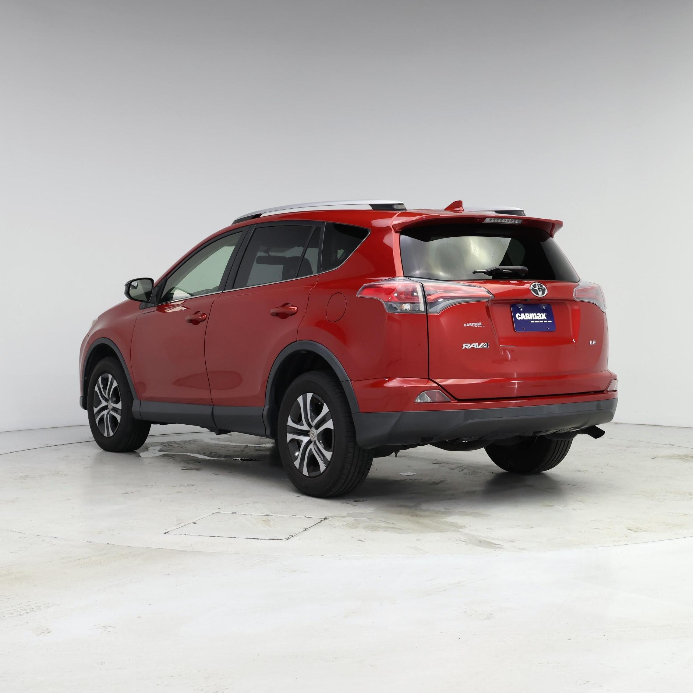 Thumbnail: 2016 Toyota RAV4 - 2