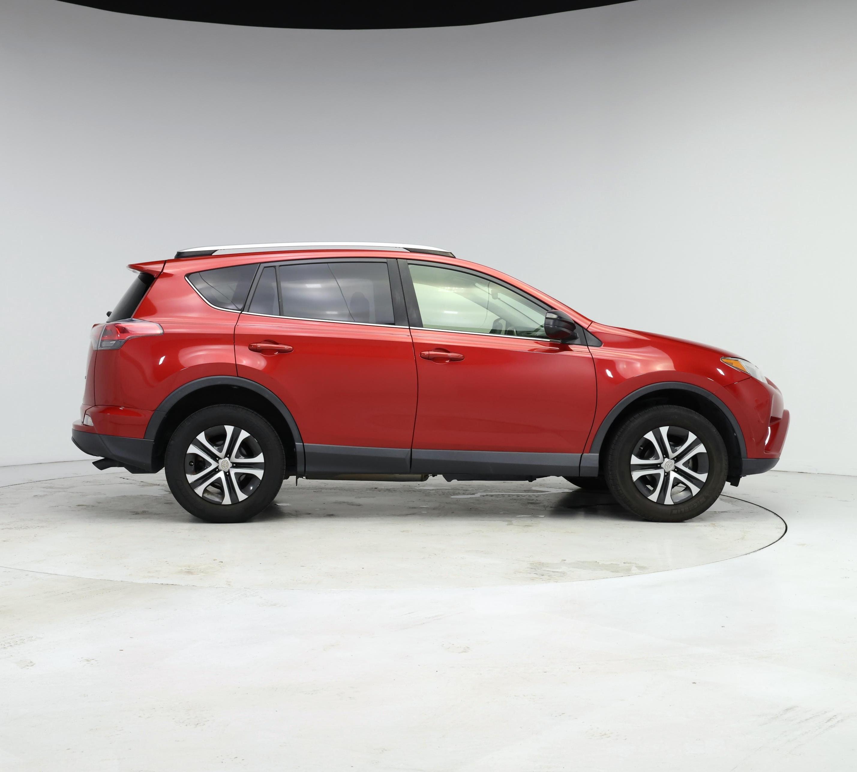 Thumbnail: 2016 Toyota RAV4 - 7