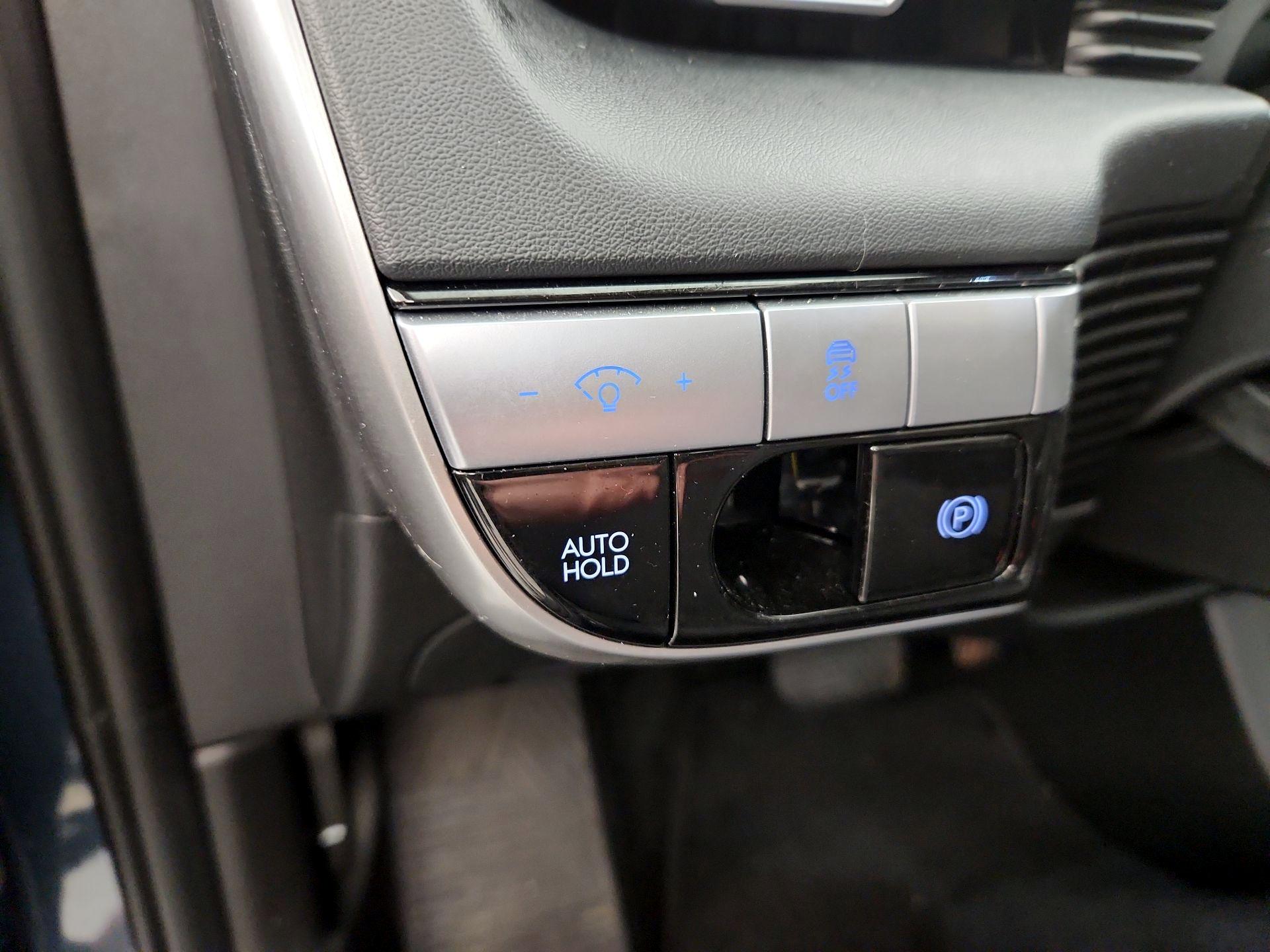 Thumbnail: 2023 Hyundai Ioniq 5 - 13
