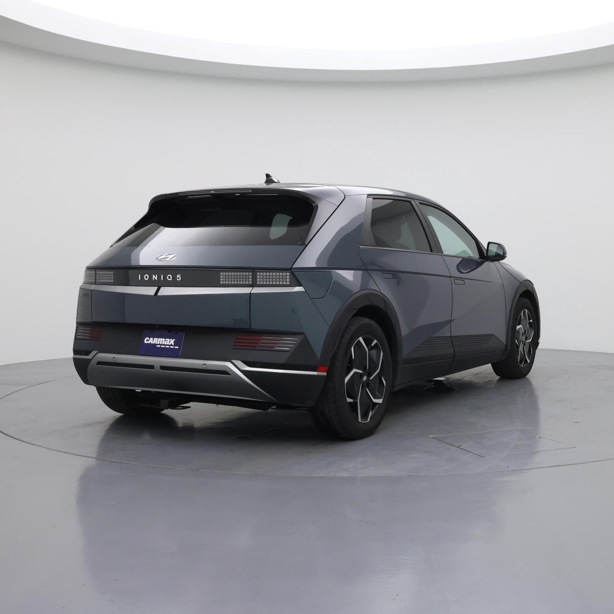 Thumbnail: 2023 Hyundai Ioniq 5 - 8
