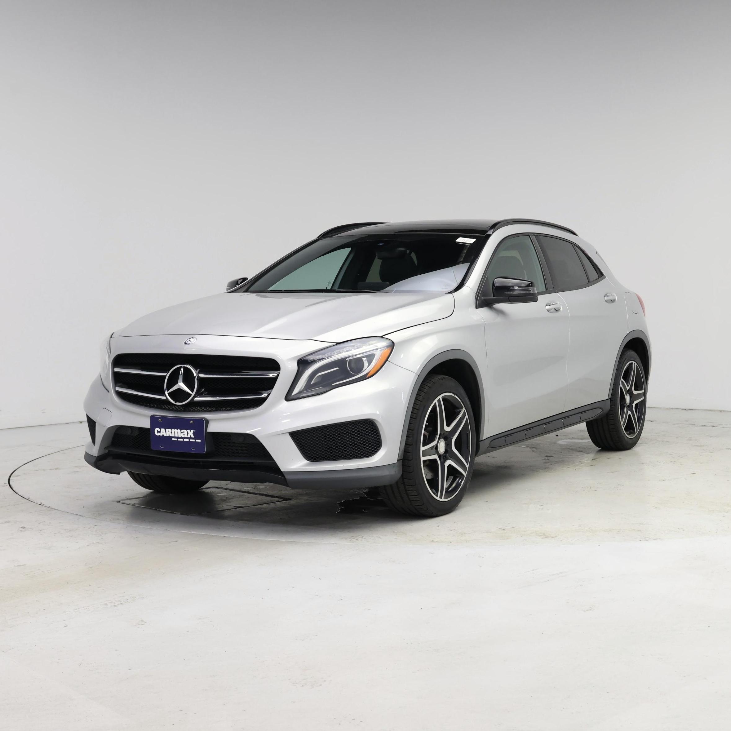 Thumbnail: 2017 Mercedes-Benz GLA - 4