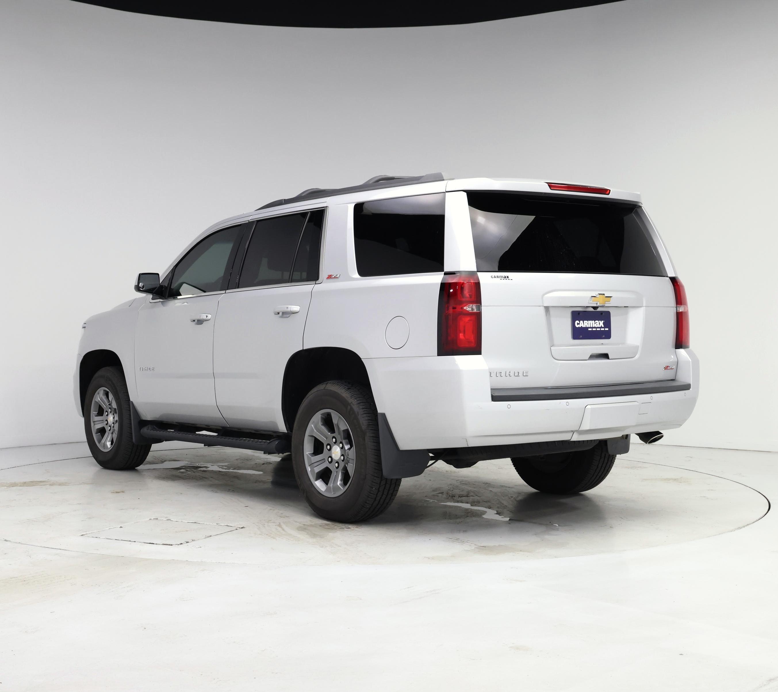Thumbnail: 2017 Chevrolet Tahoe - 2