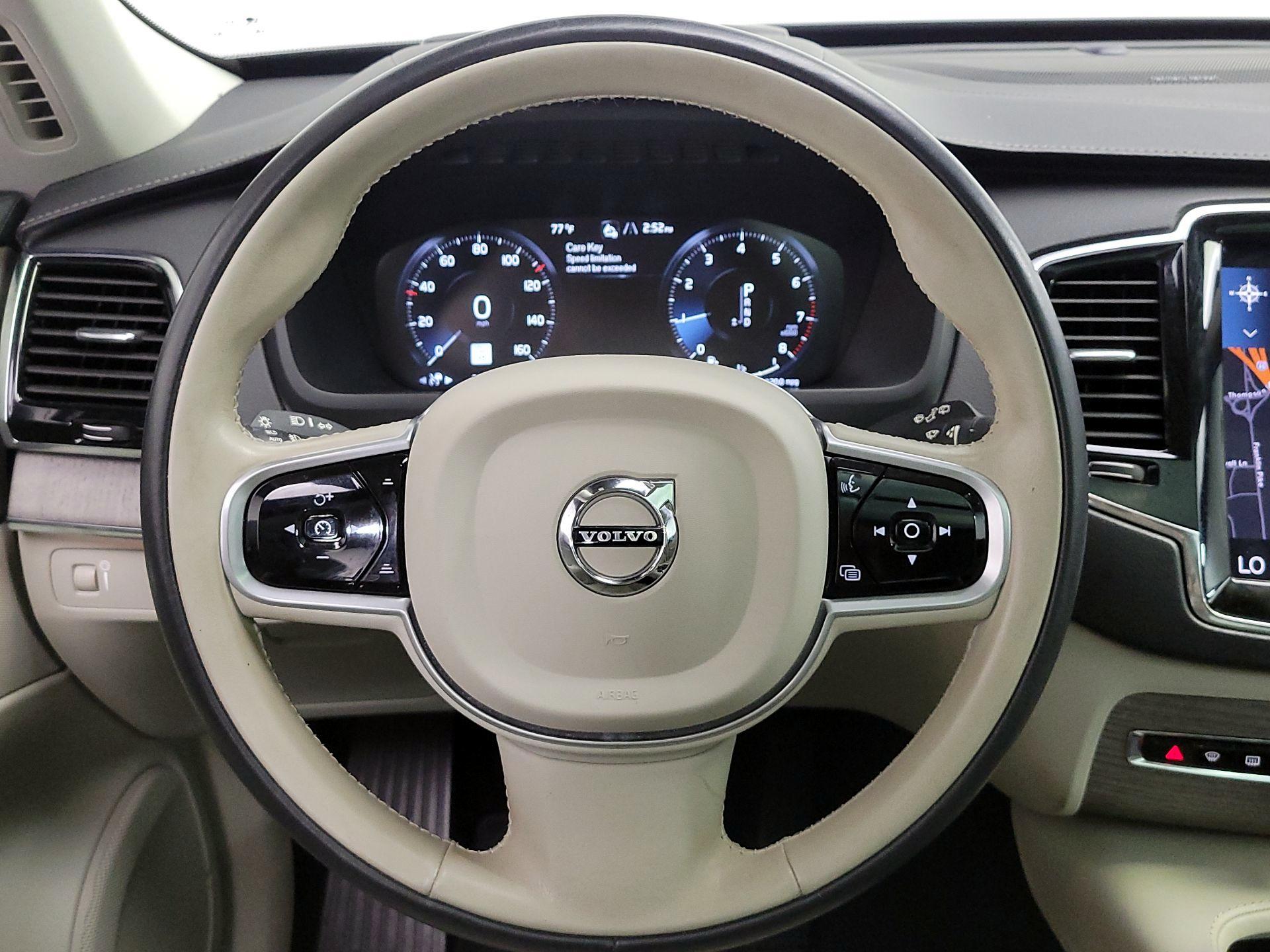 Thumbnail: 2021 Volvo XC90 - 10