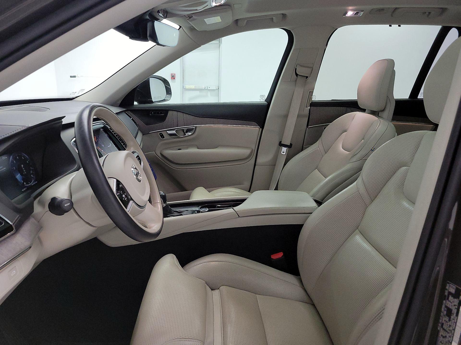 Thumbnail: 2021 Volvo XC90 - 11