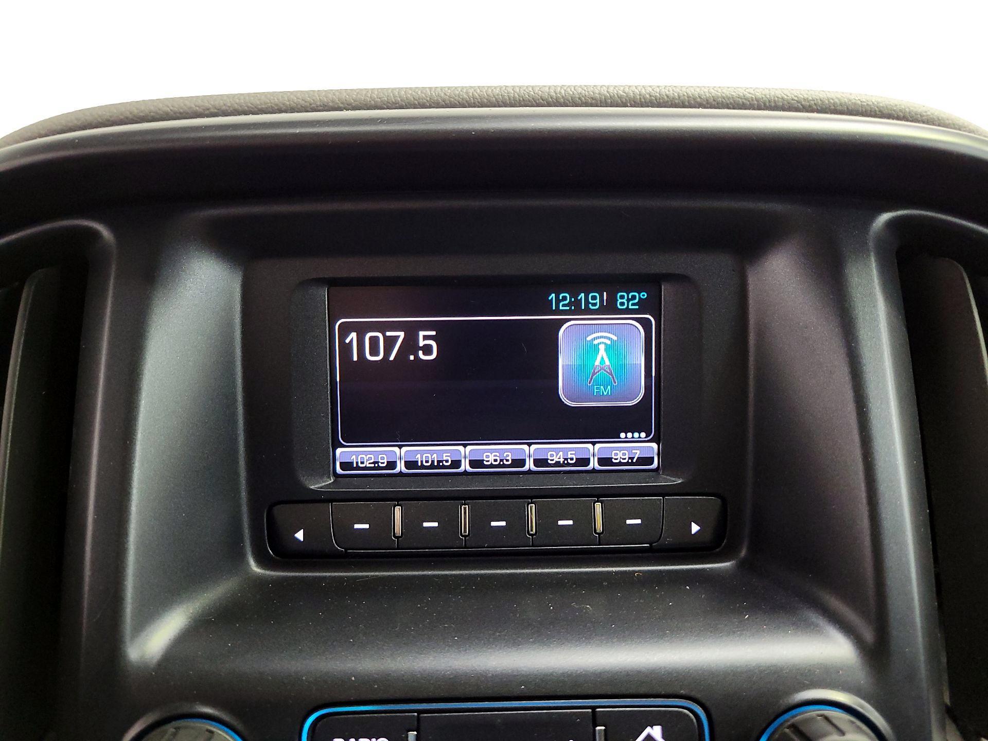 Thumbnail: 2016 Chevrolet Colorado - 15