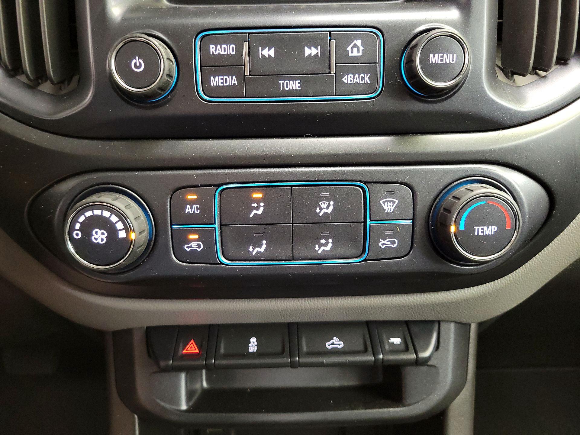 Thumbnail: 2016 Chevrolet Colorado - 16