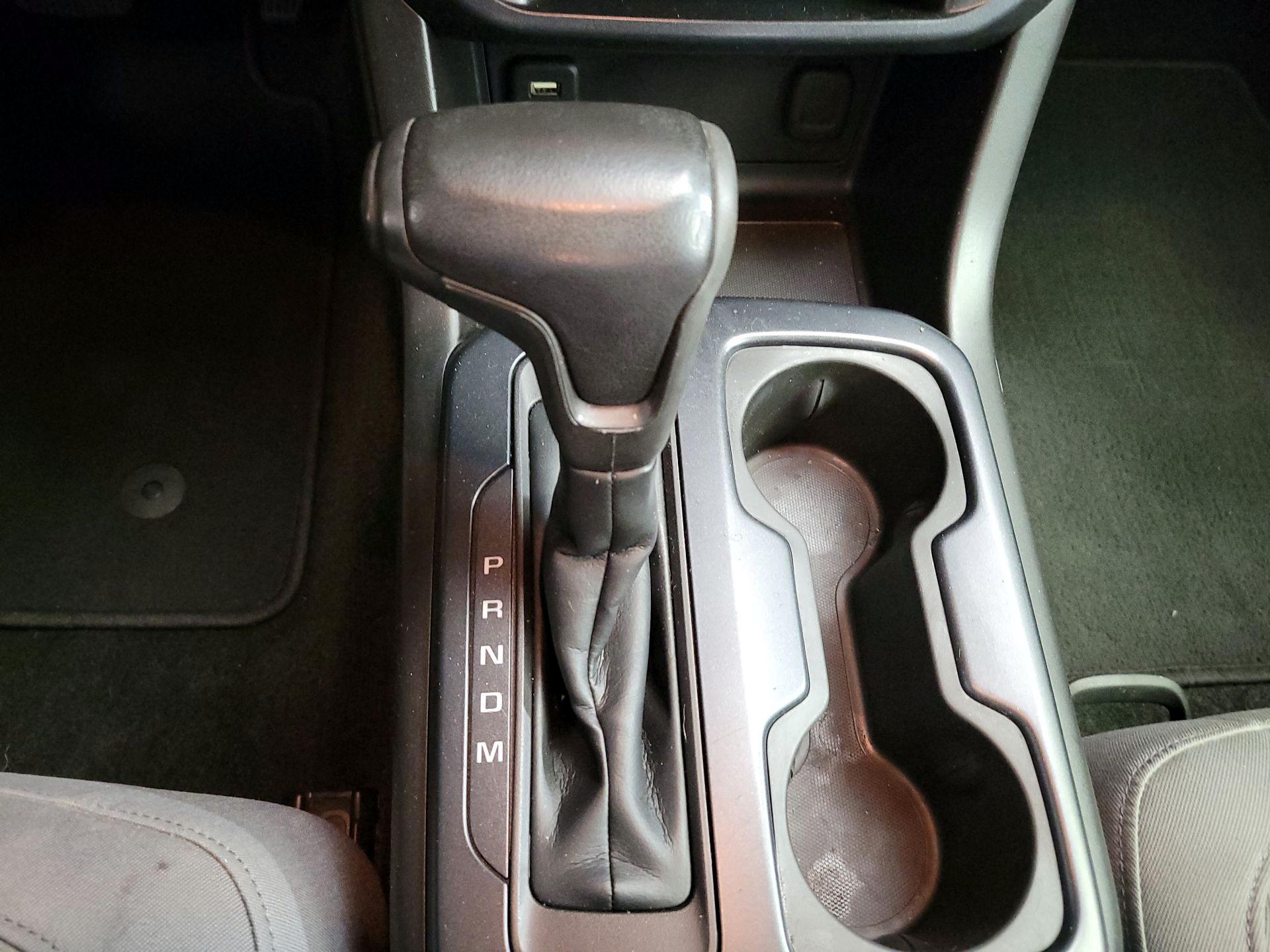 Thumbnail: 2016 Chevrolet Colorado - 17