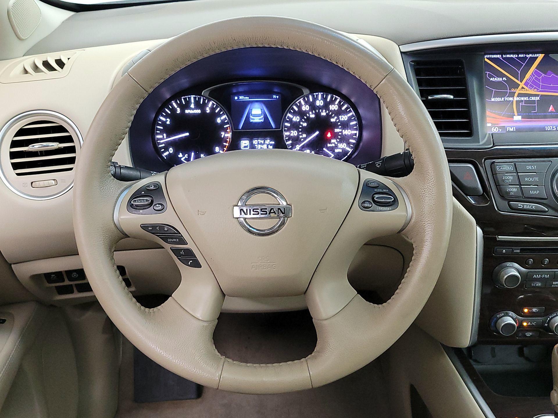 Thumbnail: 2014 Nissan Pathfinder - 10