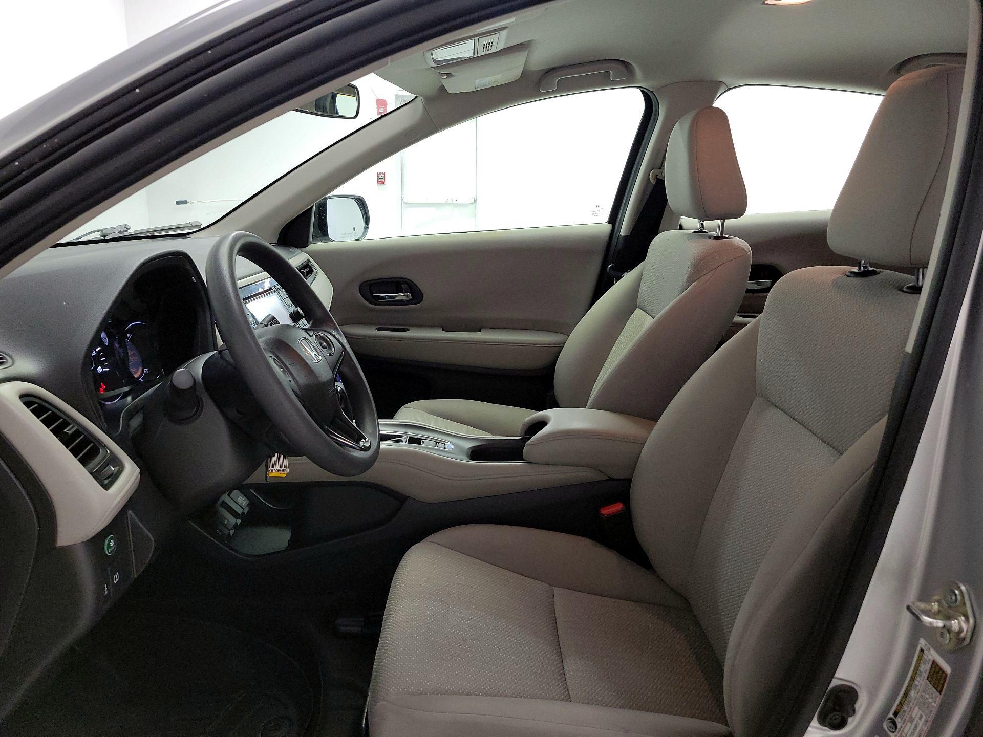 Thumbnail: 2016 Honda HR-V - 11