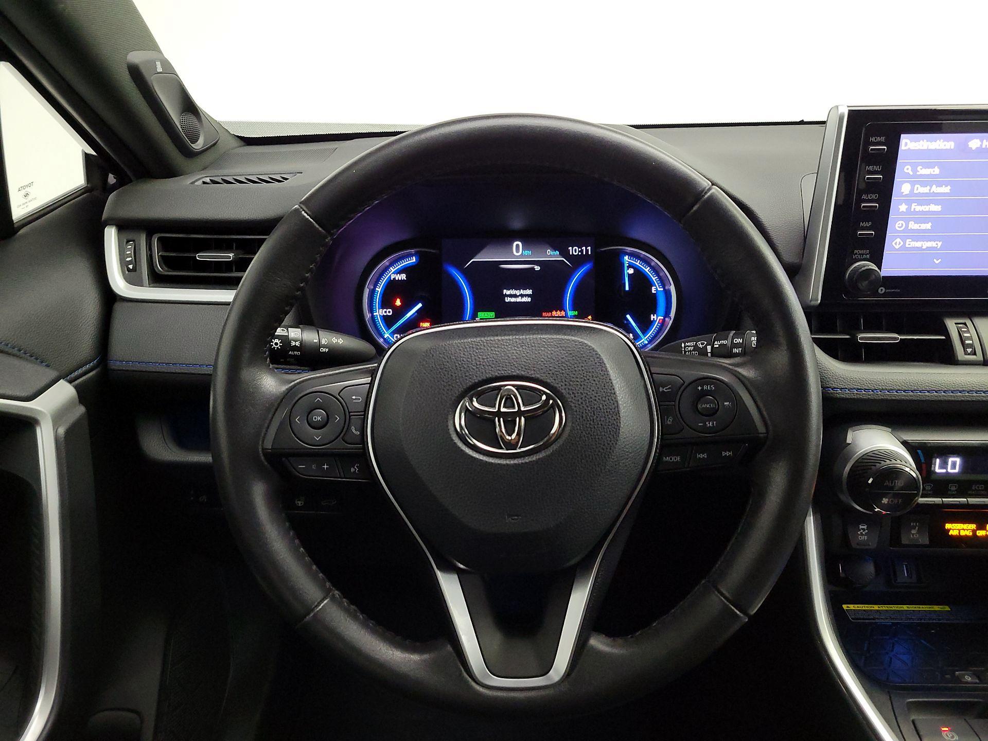 Thumbnail: 2020 Toyota RAV4 - 10