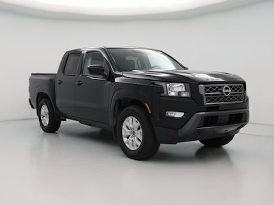 Black 2024 Nissan Frontier SV