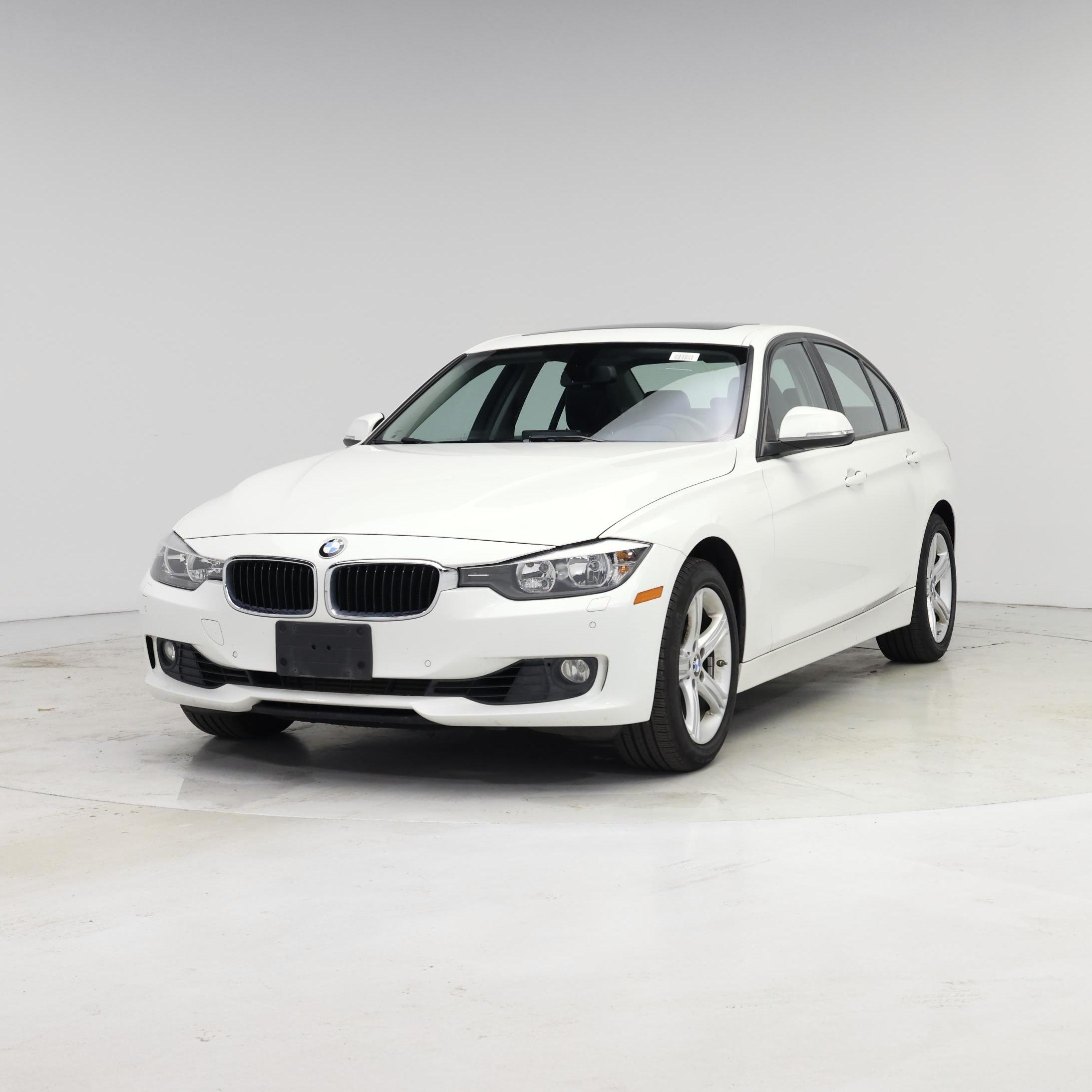 Thumbnail: 2015 BMW 3 Series - 4