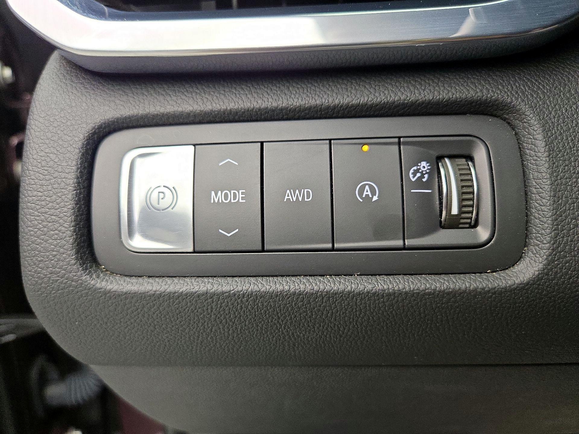 Thumbnail: 2024 GMC Acadia - 13