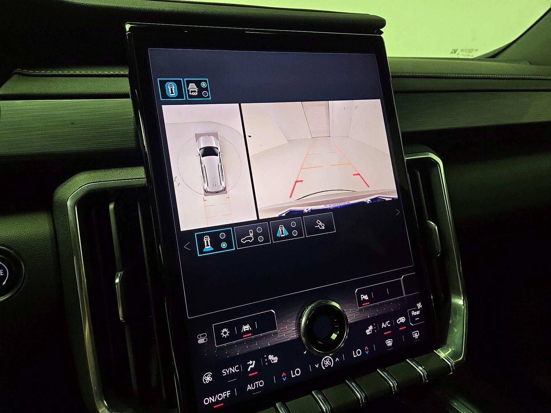 Thumbnail: 2024 GMC Acadia - 15