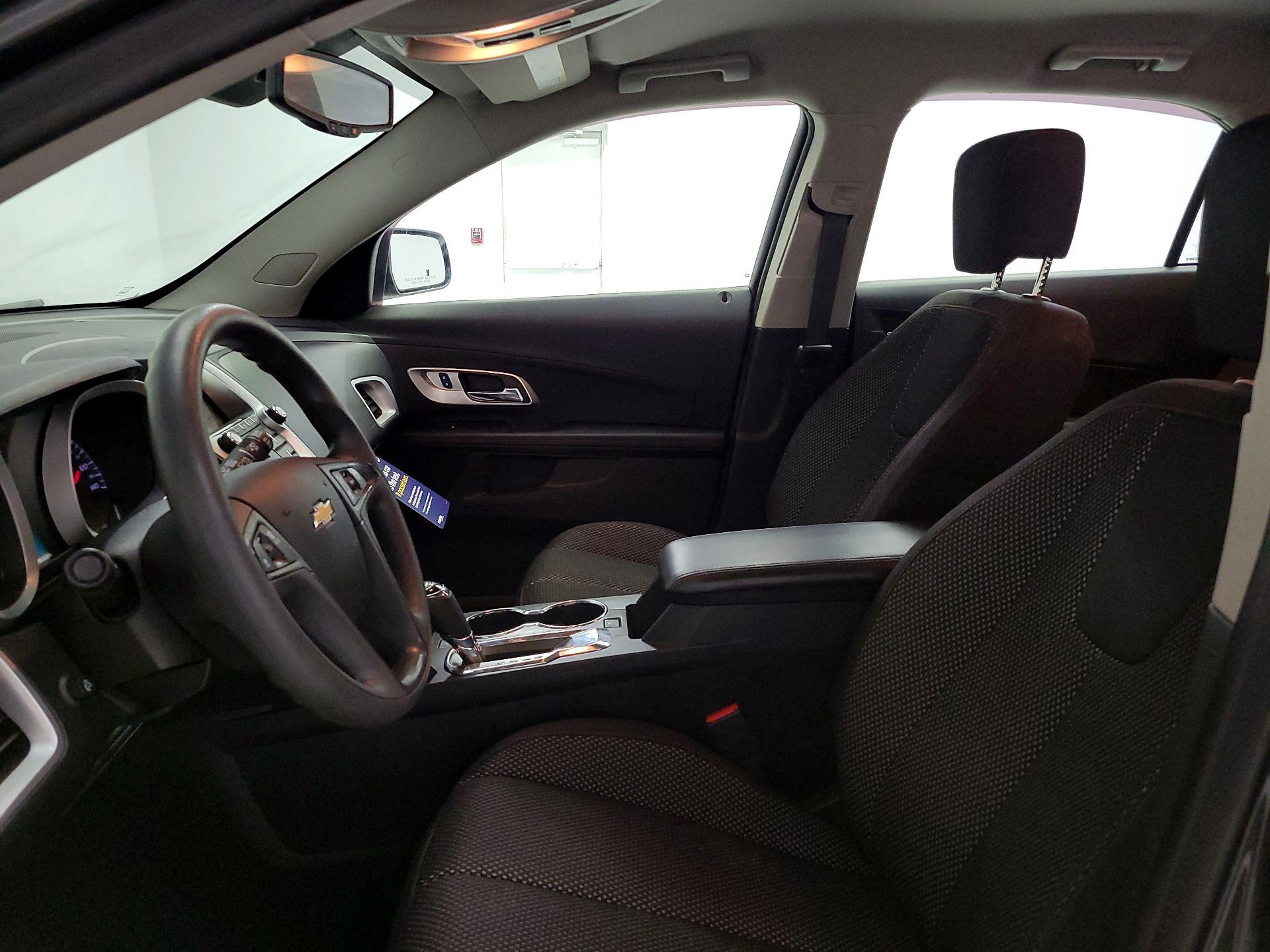 Thumbnail: 2017 Chevrolet Equinox - 11
