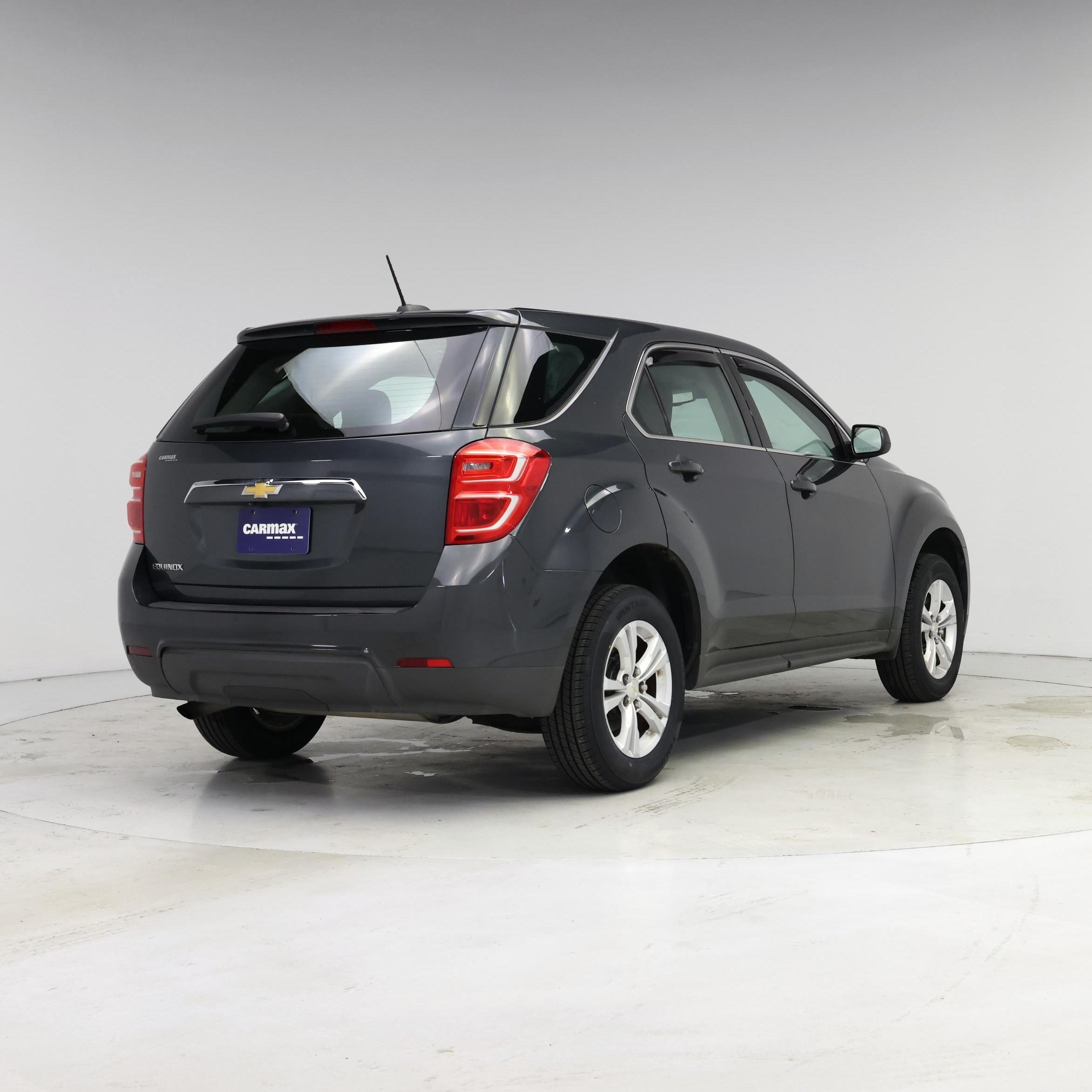 Thumbnail: 2017 Chevrolet Equinox - 8