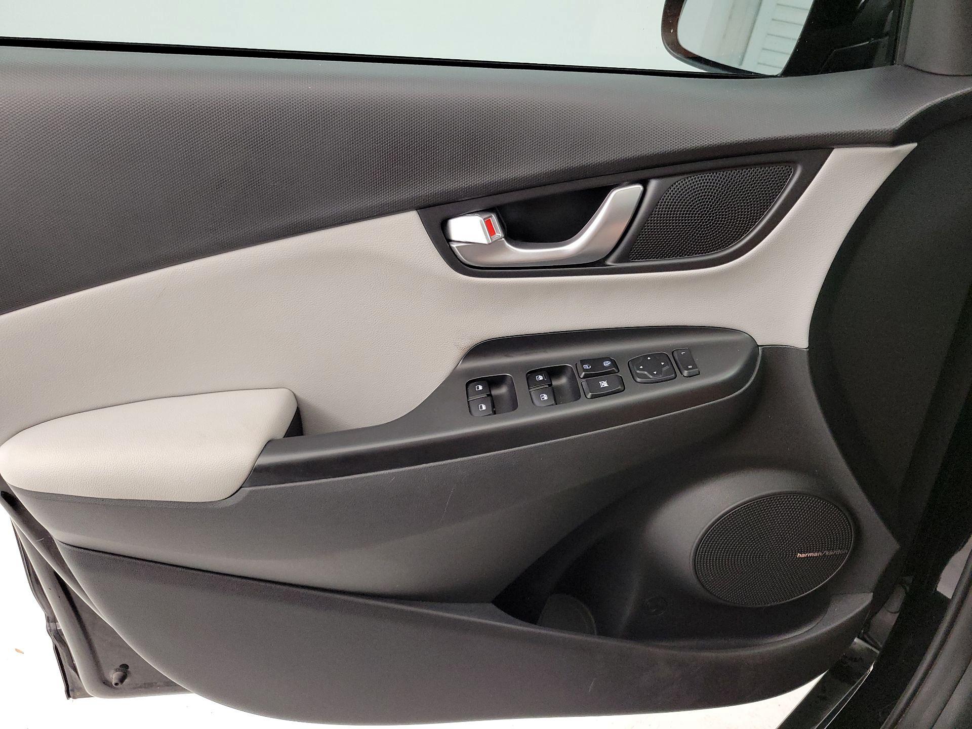 Thumbnail: 2022 Hyundai Kona - 12