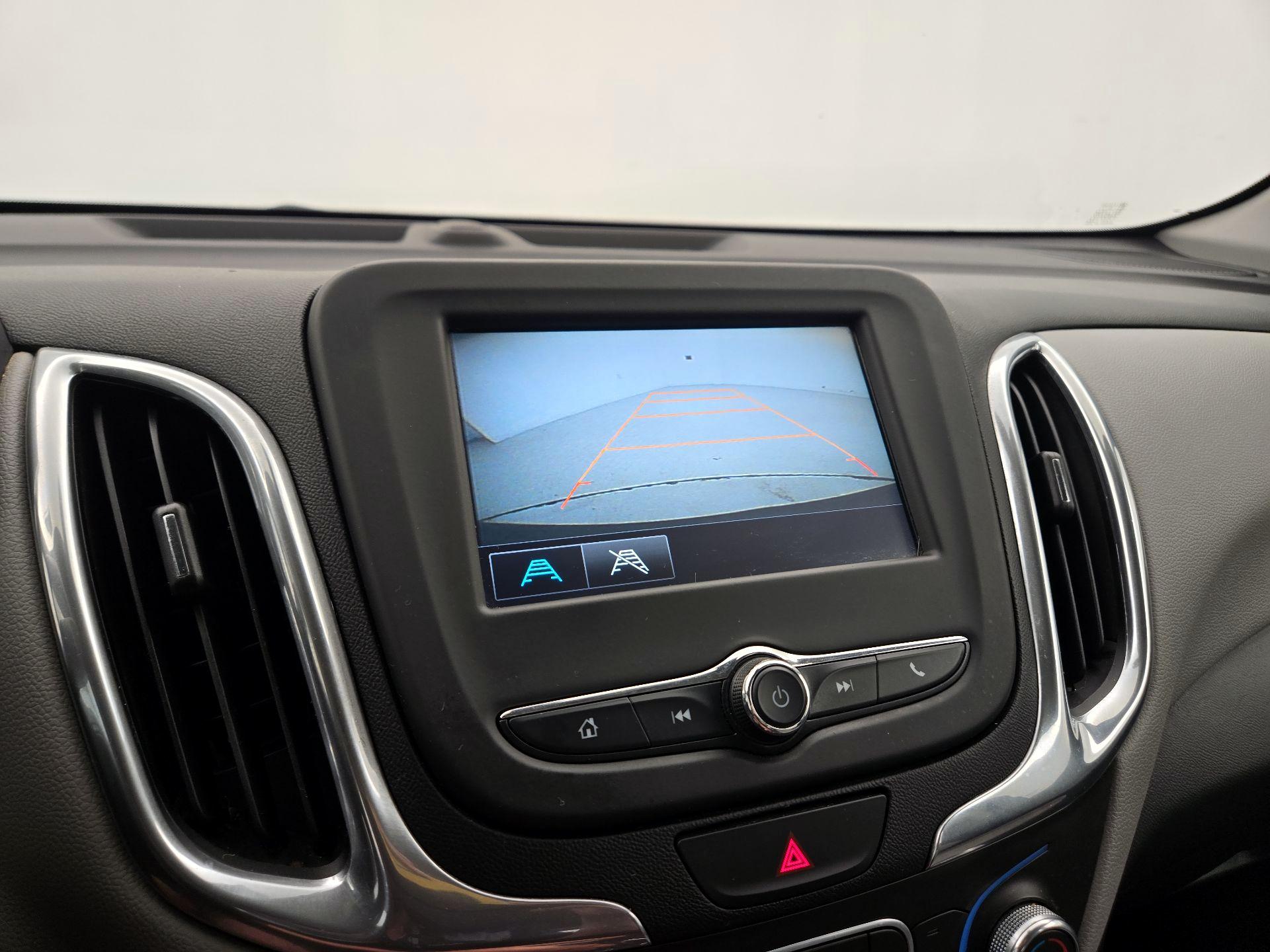Thumbnail: 2018 Chevrolet Equinox - 14