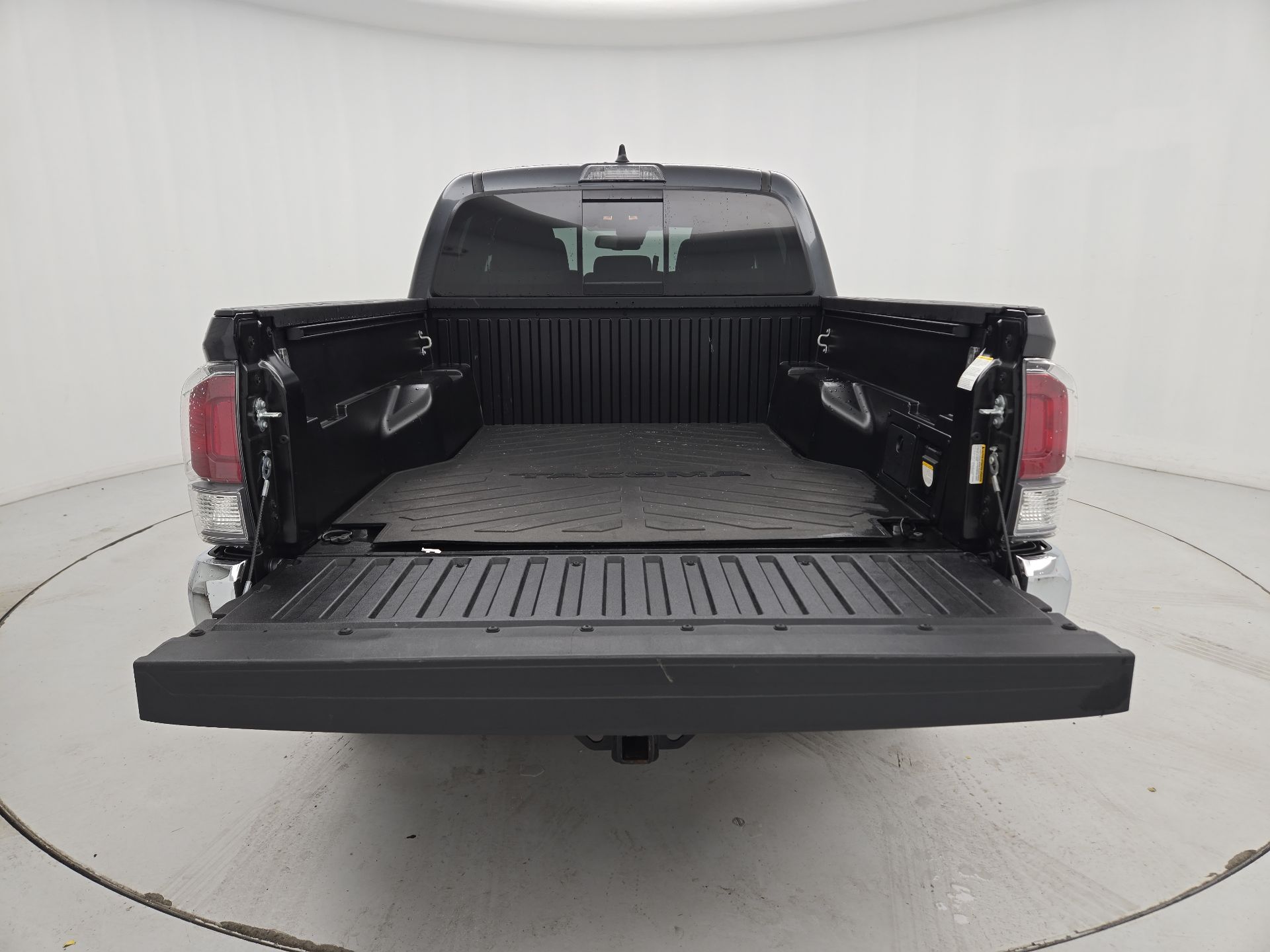 Thumbnail: 2023 Toyota Tacoma - 20