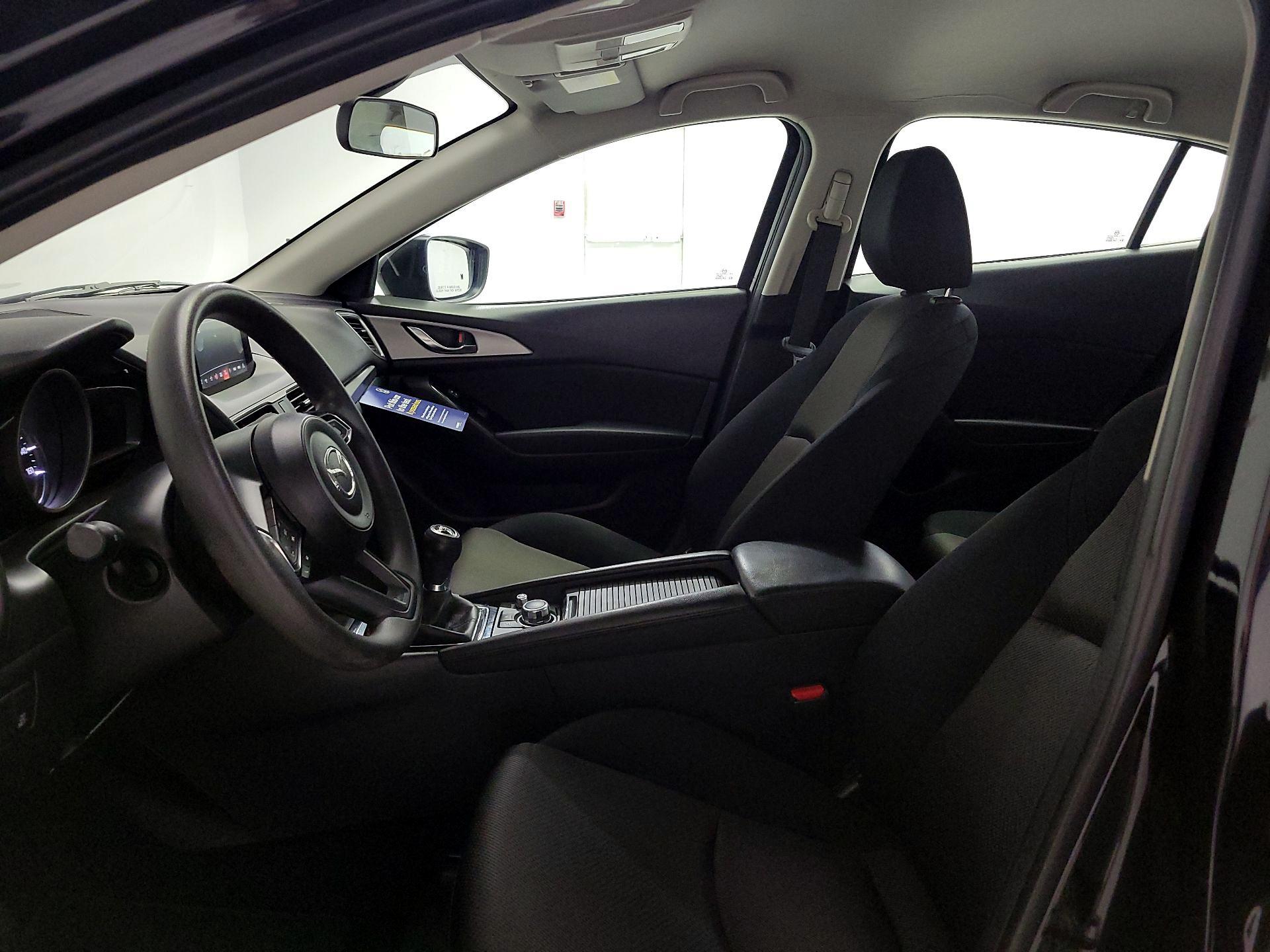 Thumbnail: 2017 Mazda Mazda3 - 11