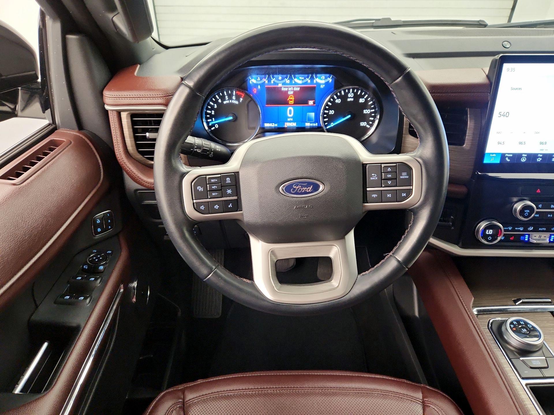 Thumbnail: 2023 Ford Expedition - 10