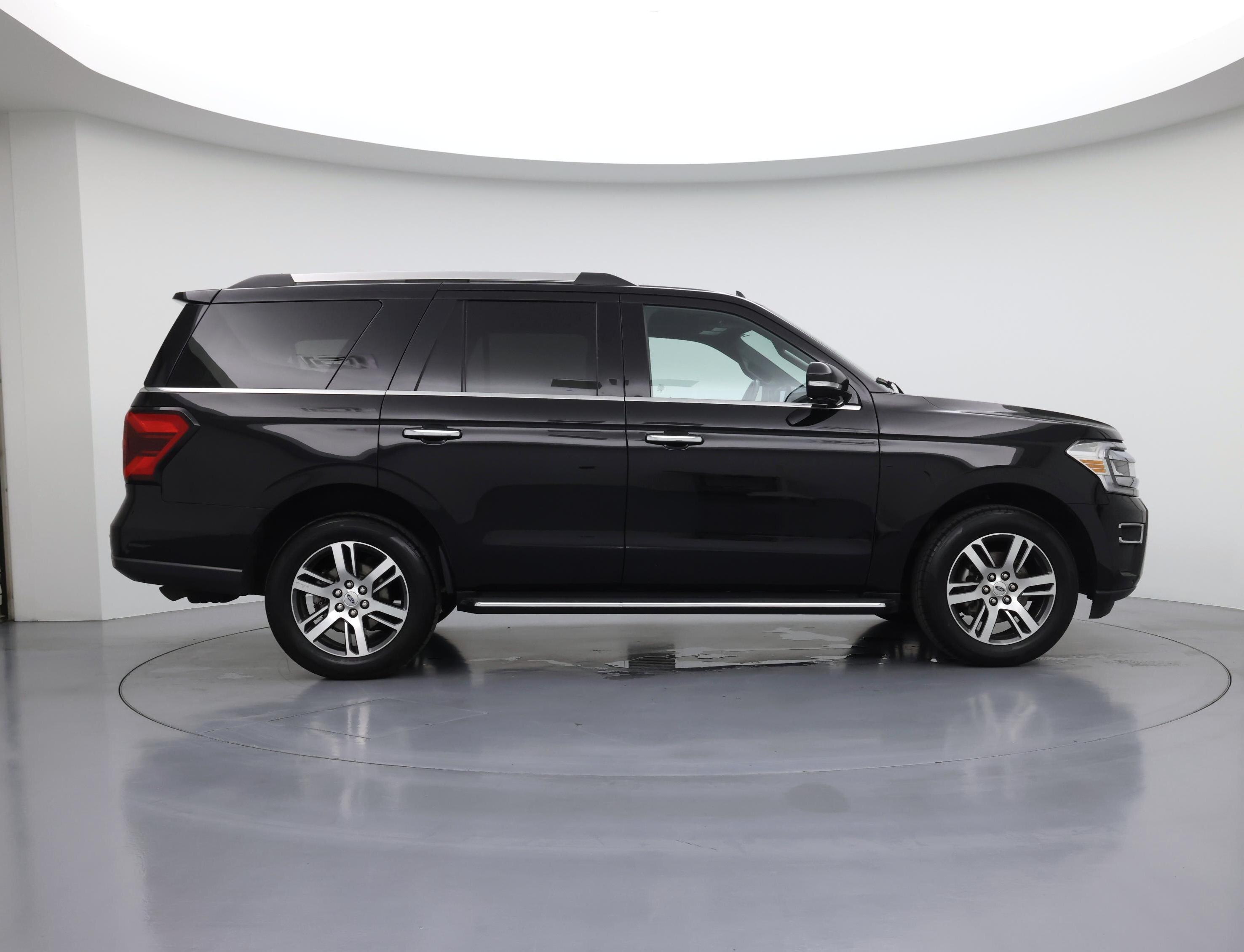 Thumbnail: 2023 Ford Expedition - 7