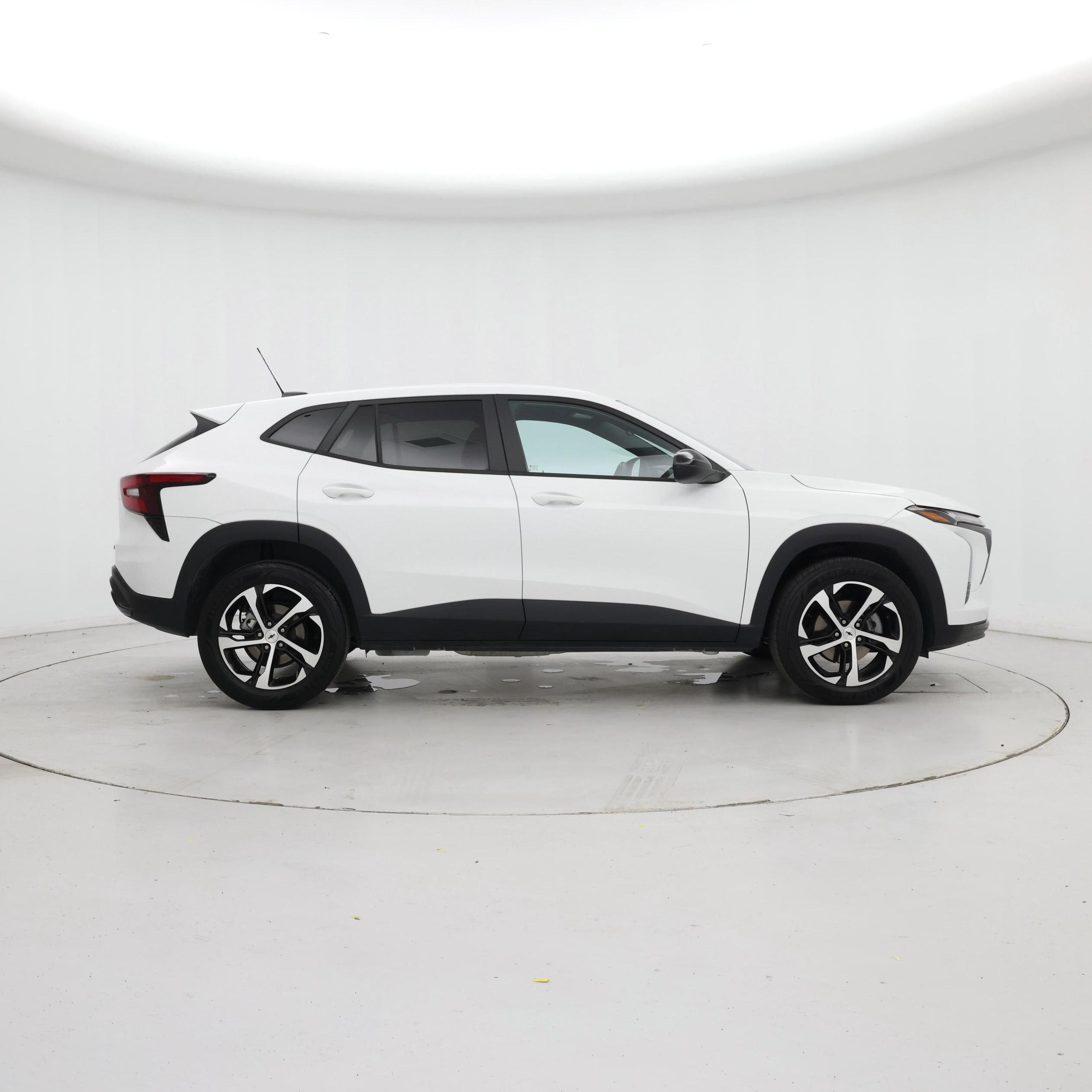 Thumbnail: 2024 Chevrolet Trax - 7