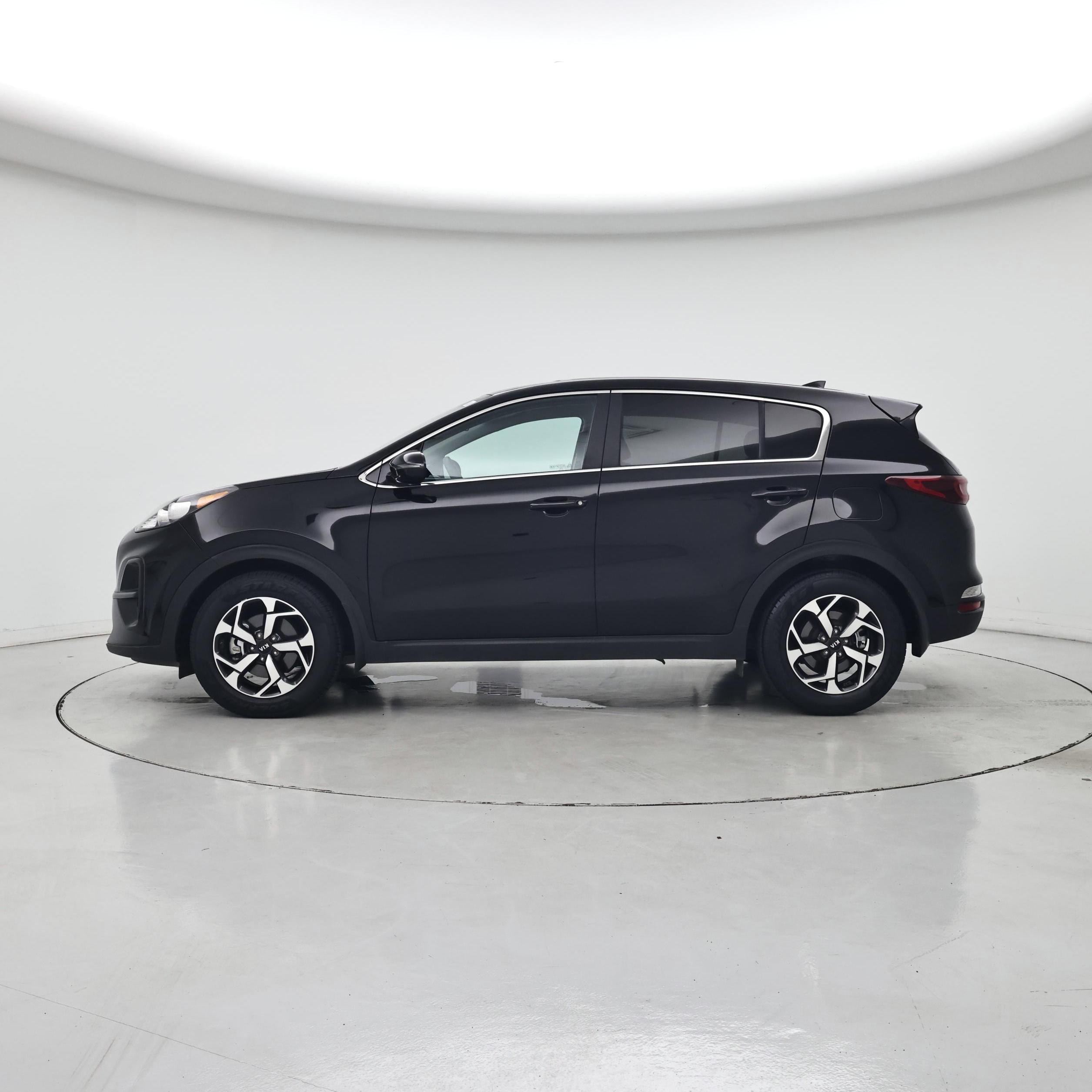 Thumbnail: 2021 Kia Sportage - 3