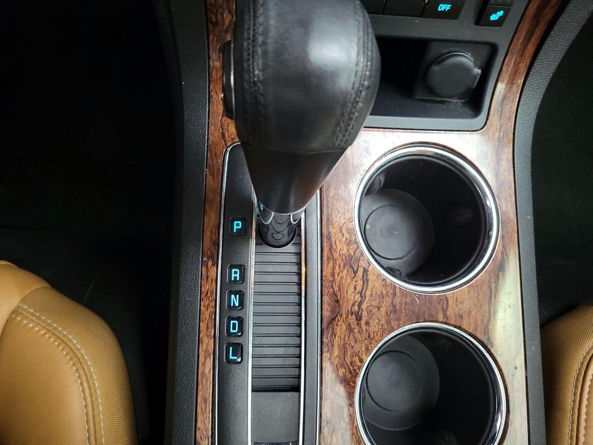 Thumbnail: 2013 Chevrolet Traverse - 17