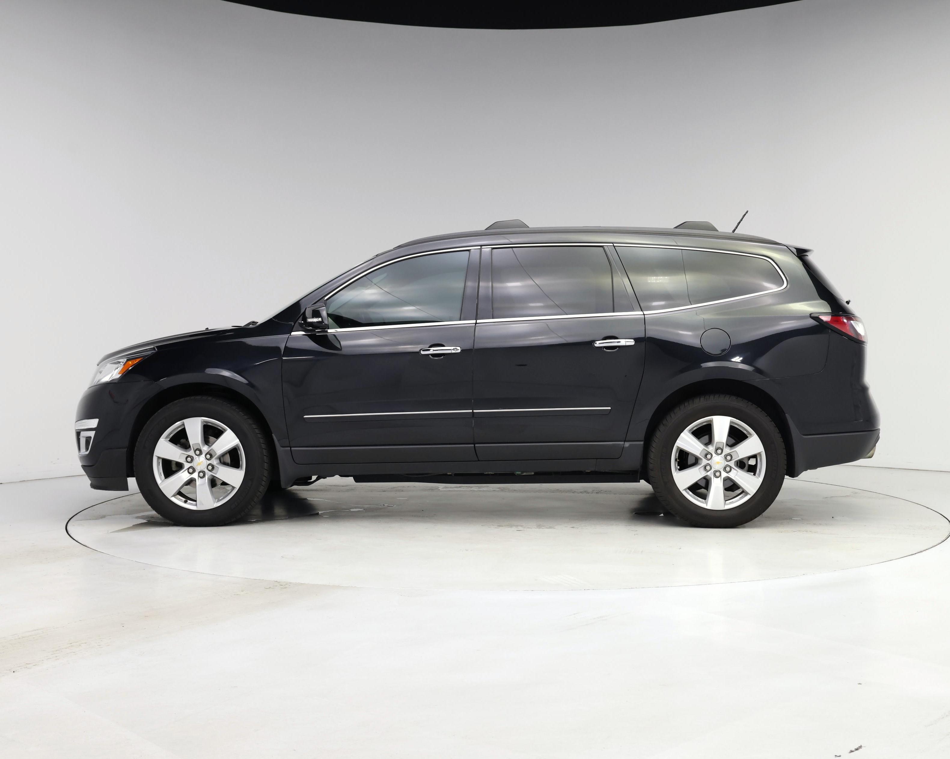 Thumbnail: 2013 Chevrolet Traverse - 3