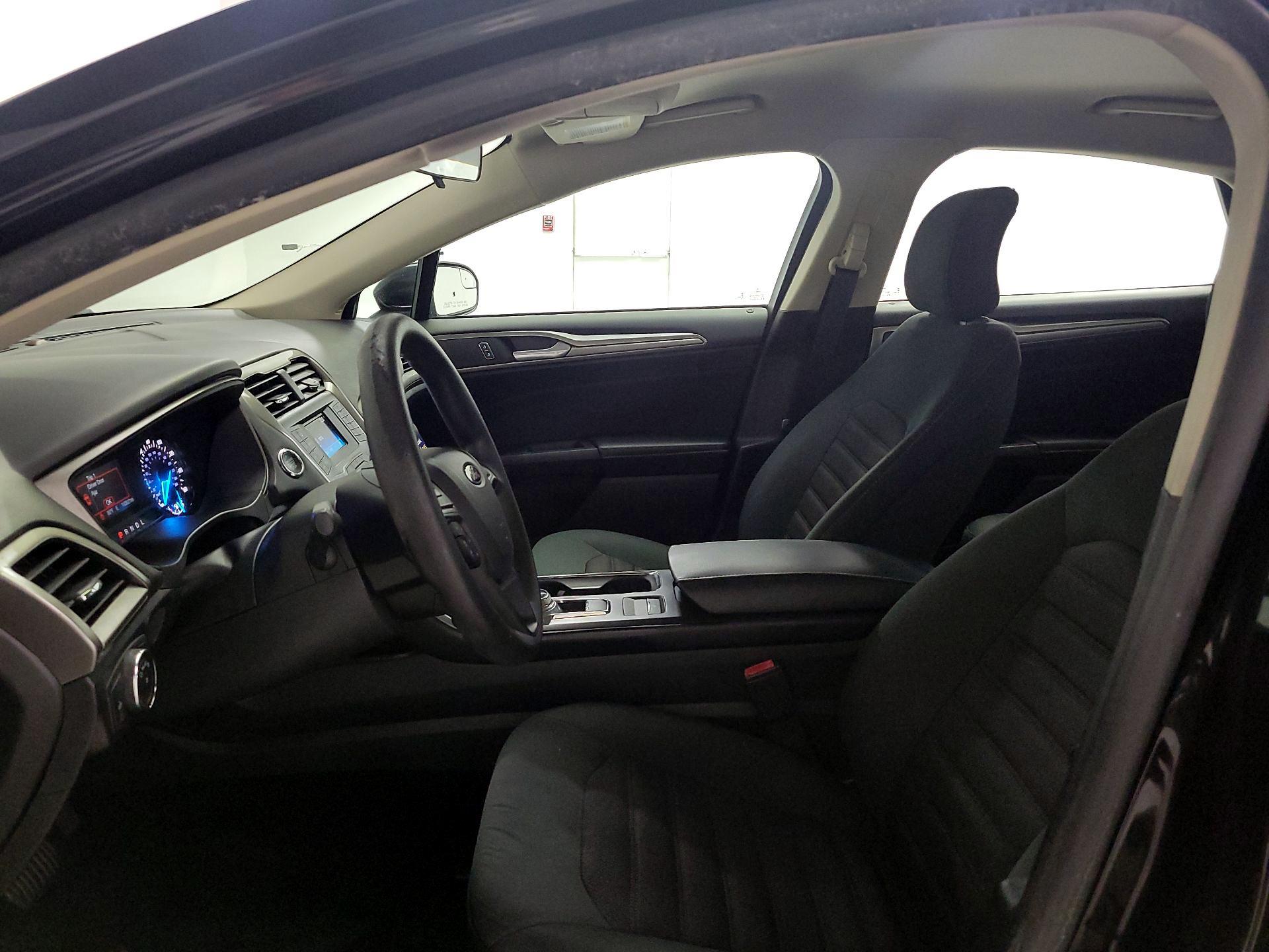 Thumbnail: 2018 Ford Fusion - 11