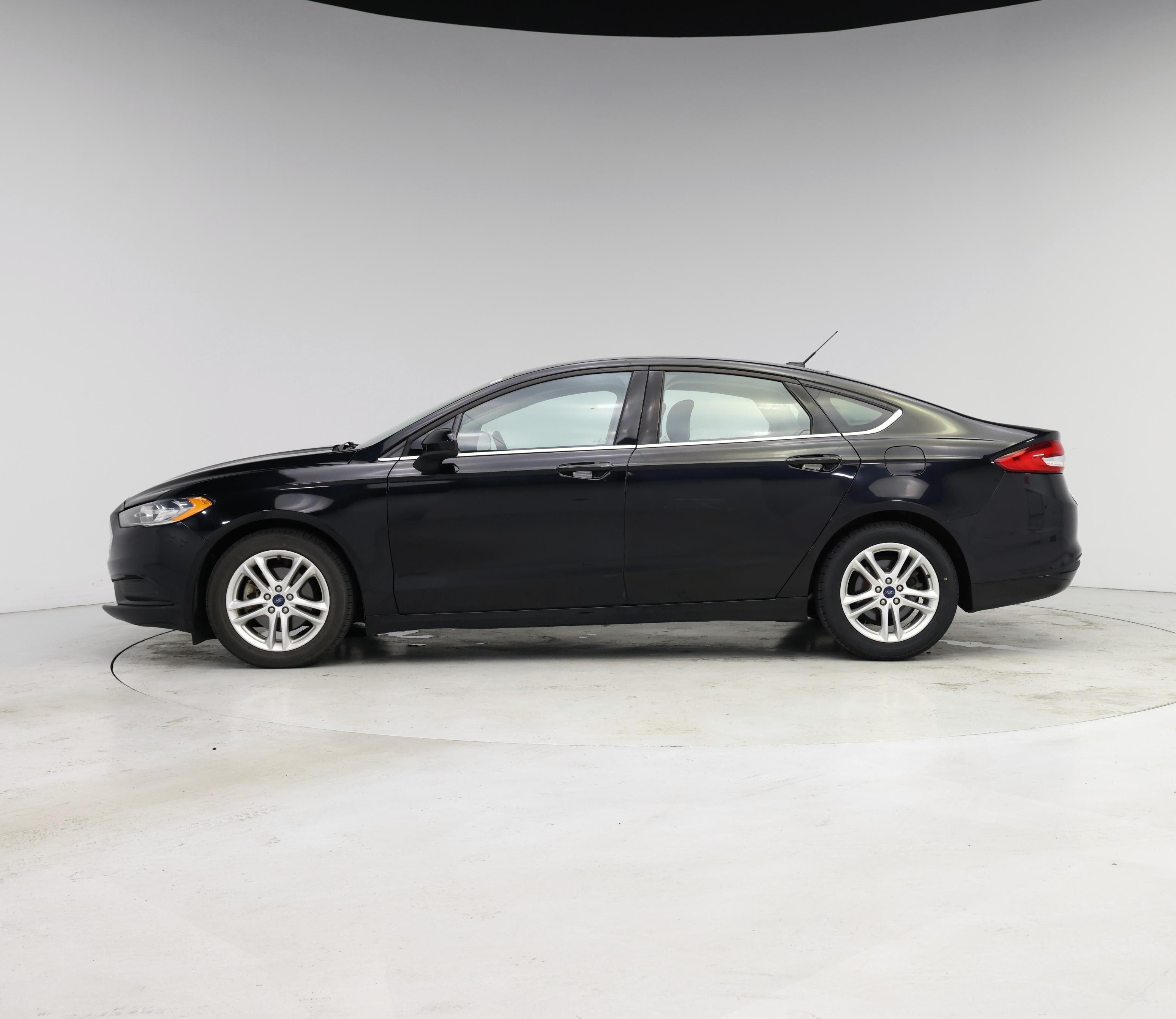 Thumbnail: 2018 Ford Fusion - 3