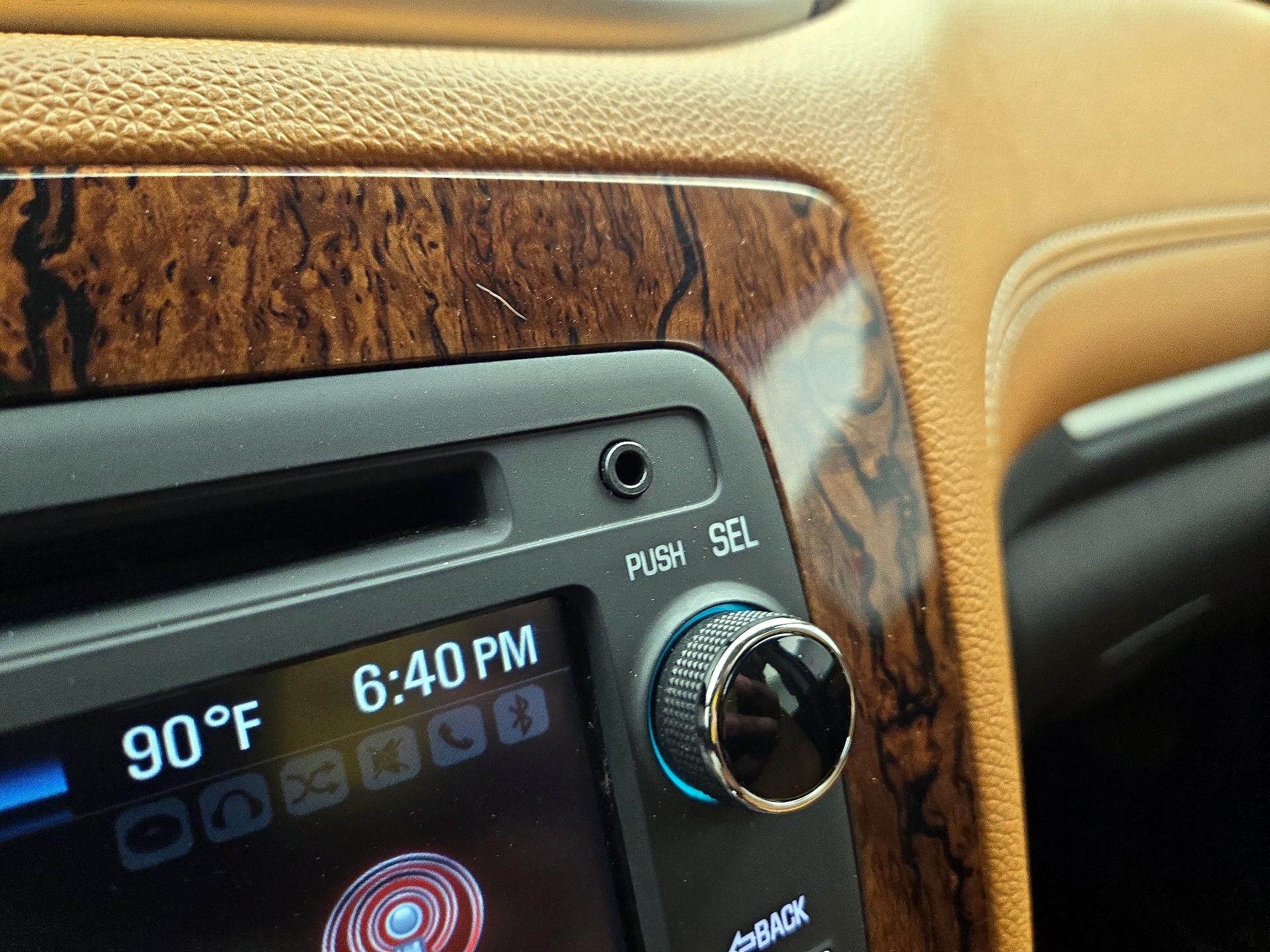 Thumbnail: 2014 Chevrolet Traverse - 18