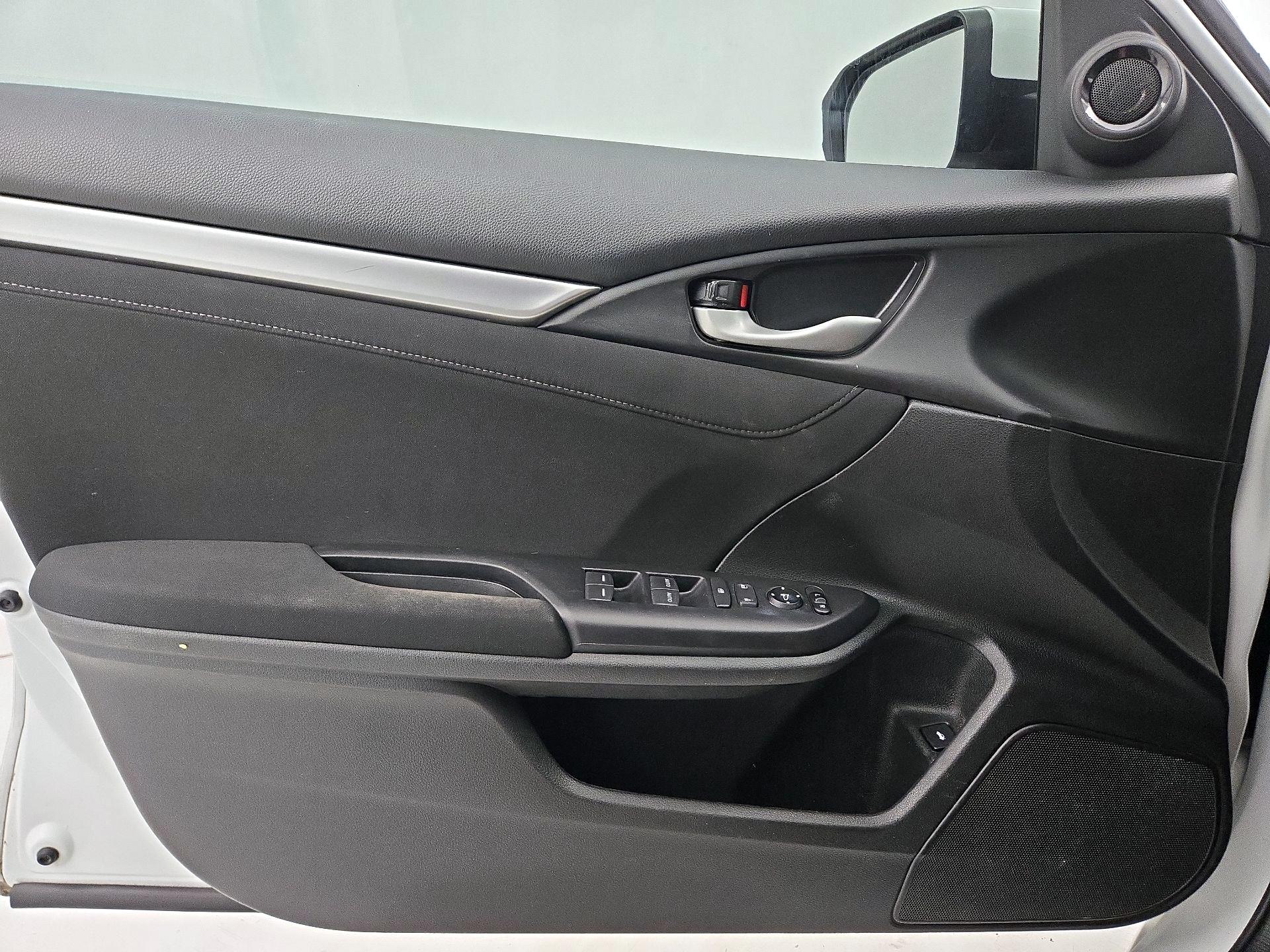 Thumbnail: 2020 Honda Civic - 12
