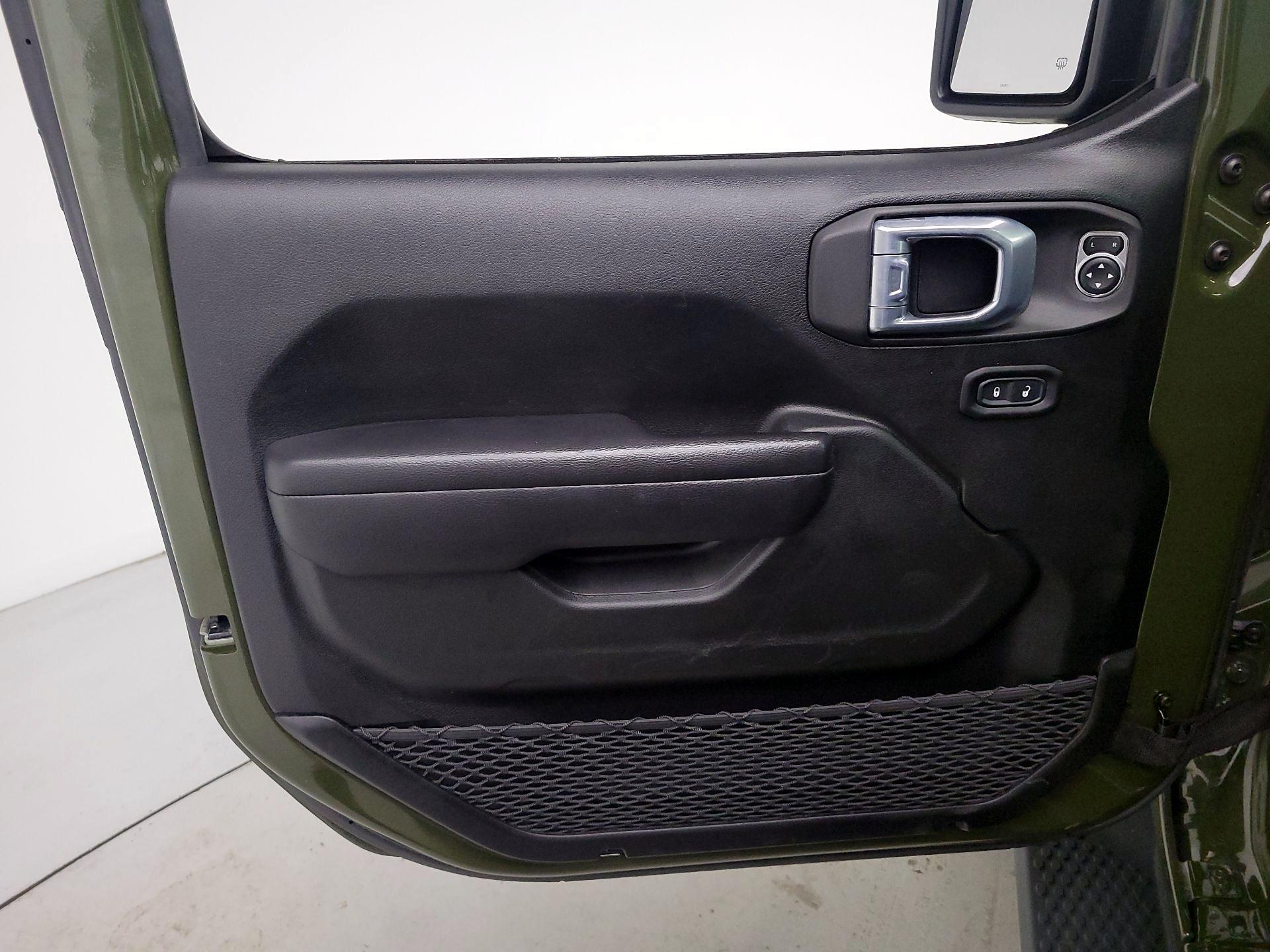 Thumbnail: 2021 Jeep Wrangler - 12