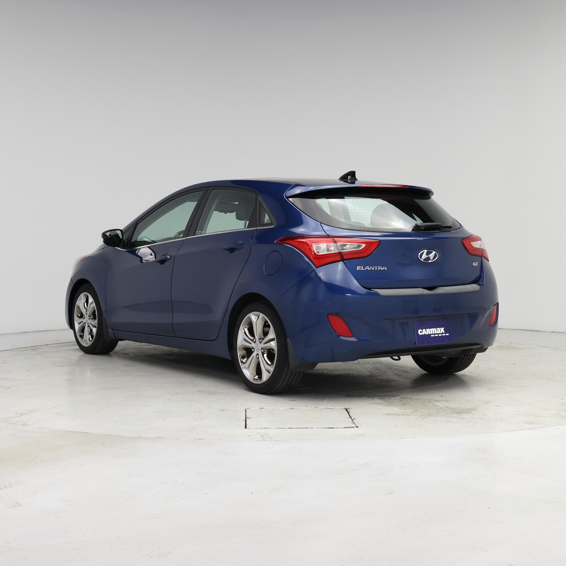 Thumbnail: 2014 Hyundai Elantra - 2