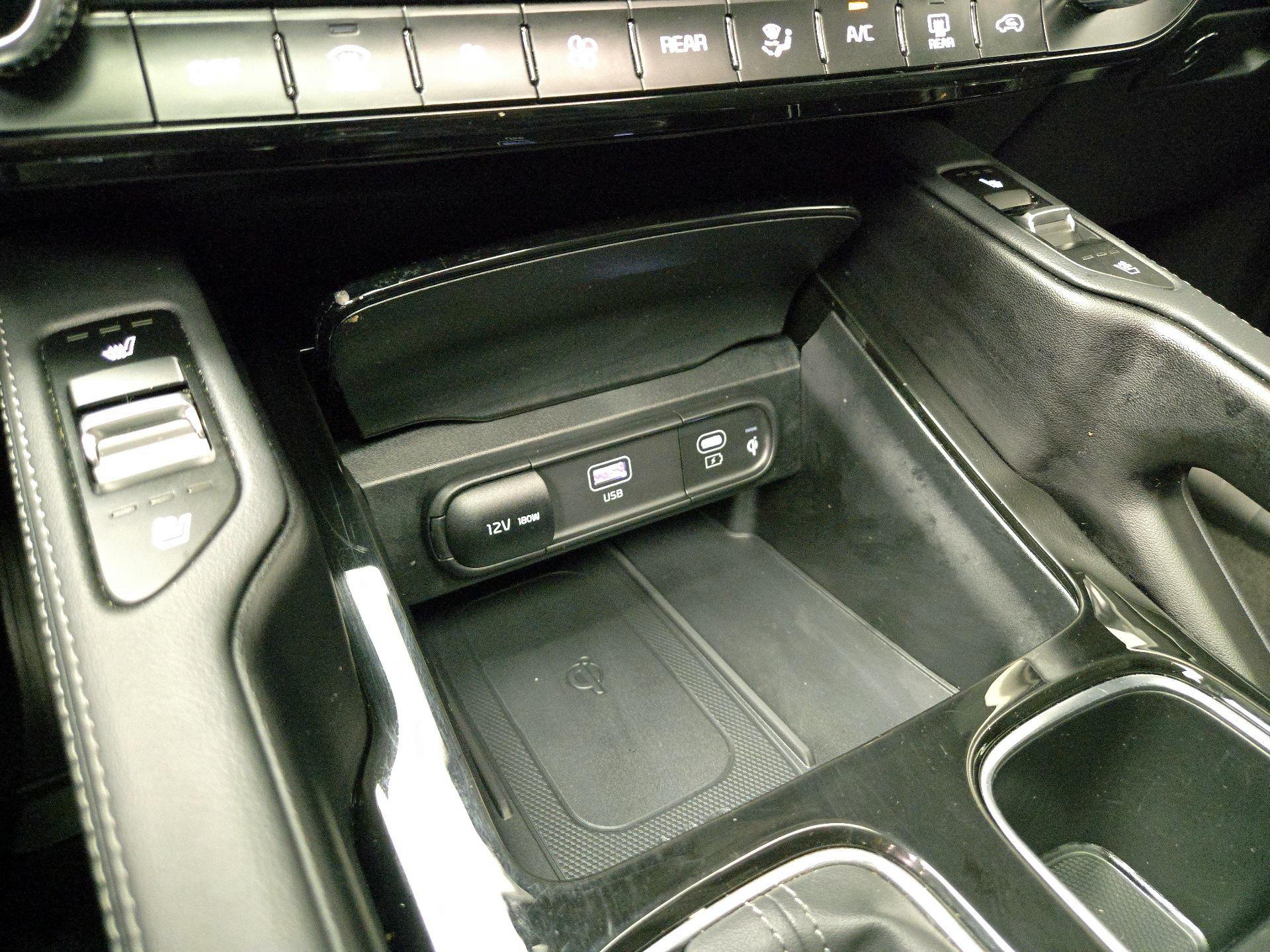 Thumbnail: 2024 Kia Telluride - 19
